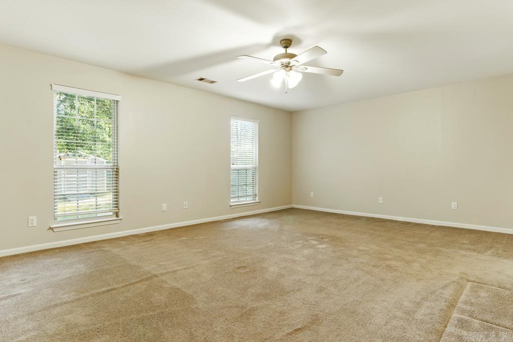 1518 Nantucket Dr.  Benton, AR
