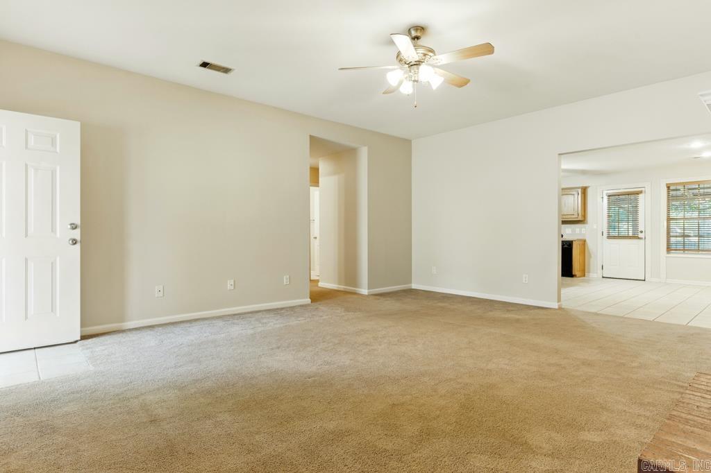 1518 Nantucket Dr.  Benton, AR