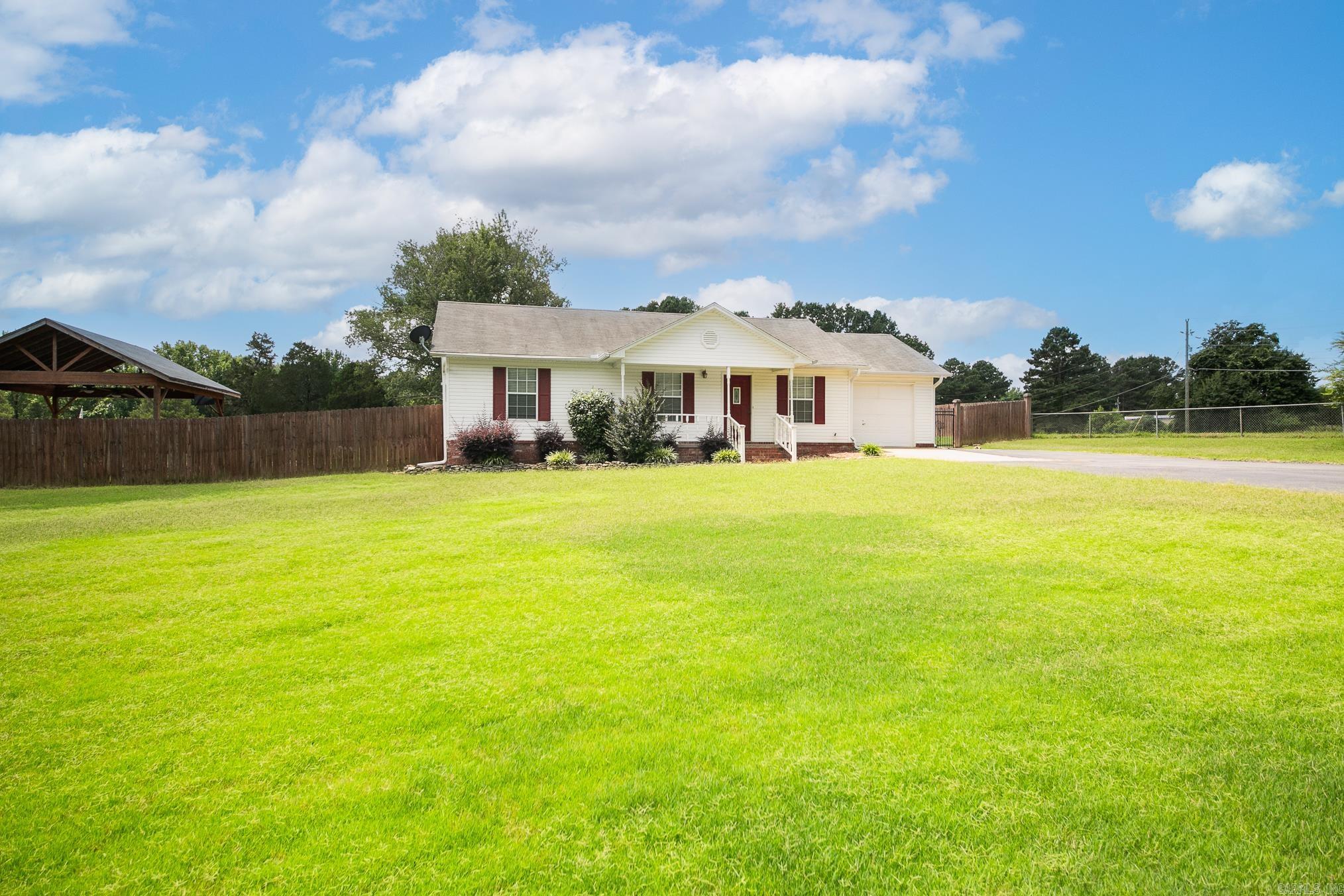 201 Sweetwater  Ward, AR