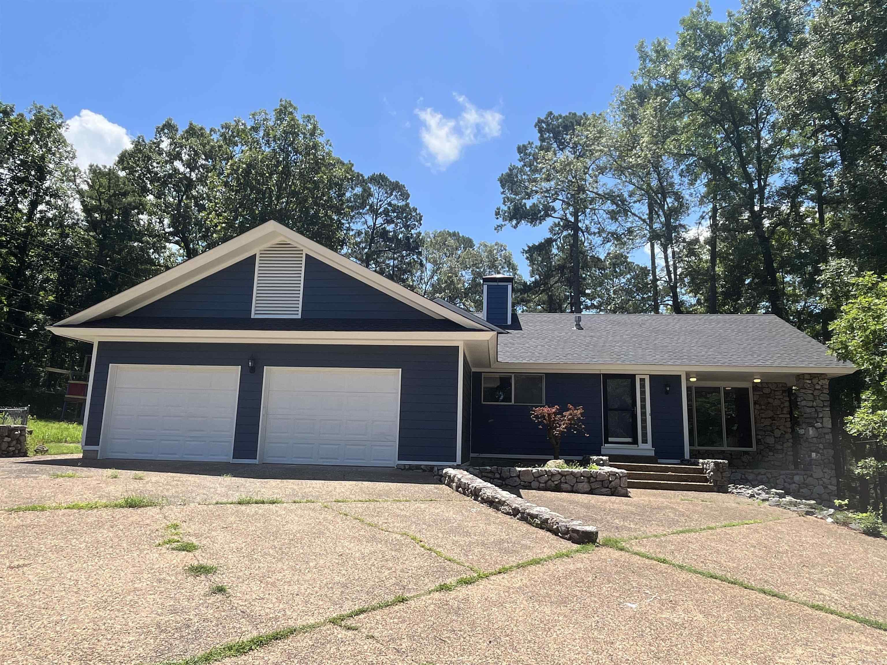 2135 Pine Hill  Malvern, AR