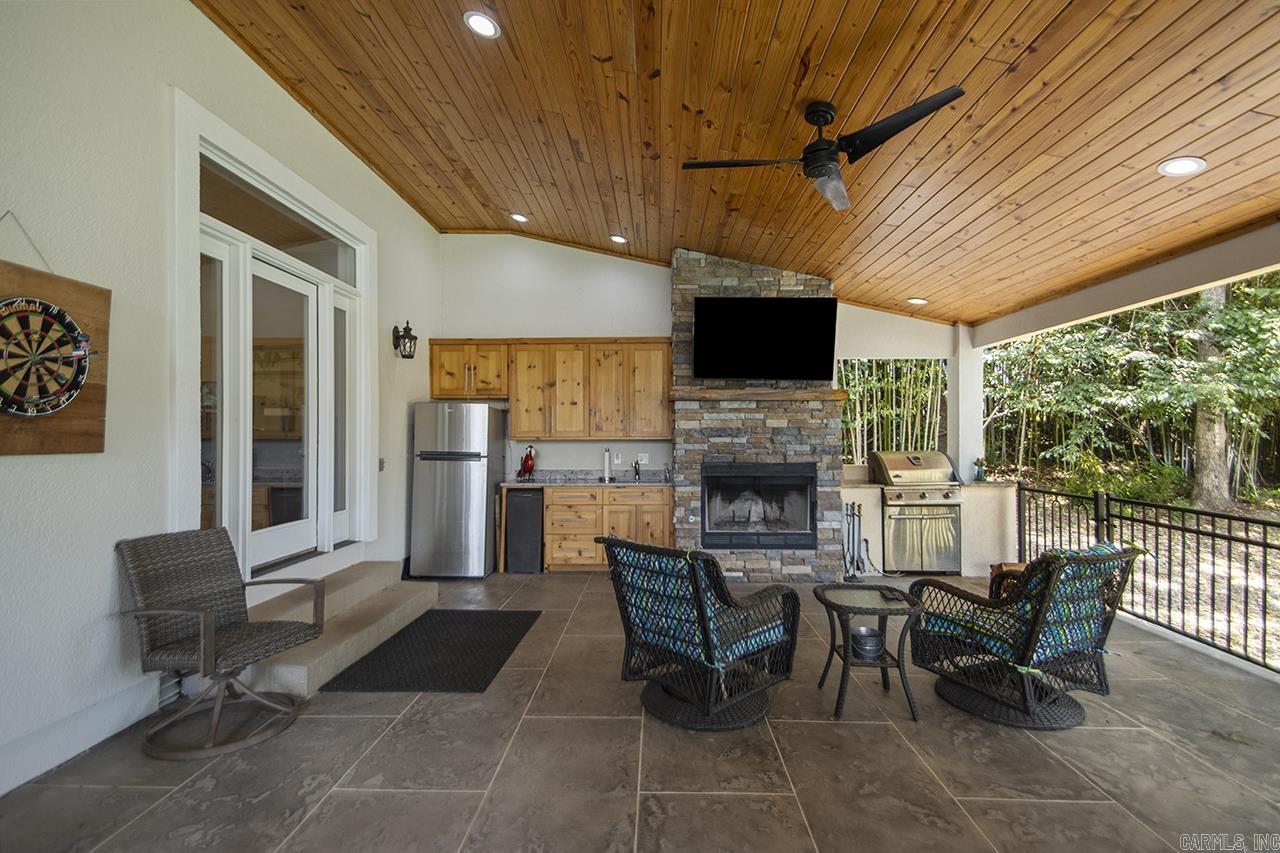 56 STONEGATE SHORES  Hot Springs, AR