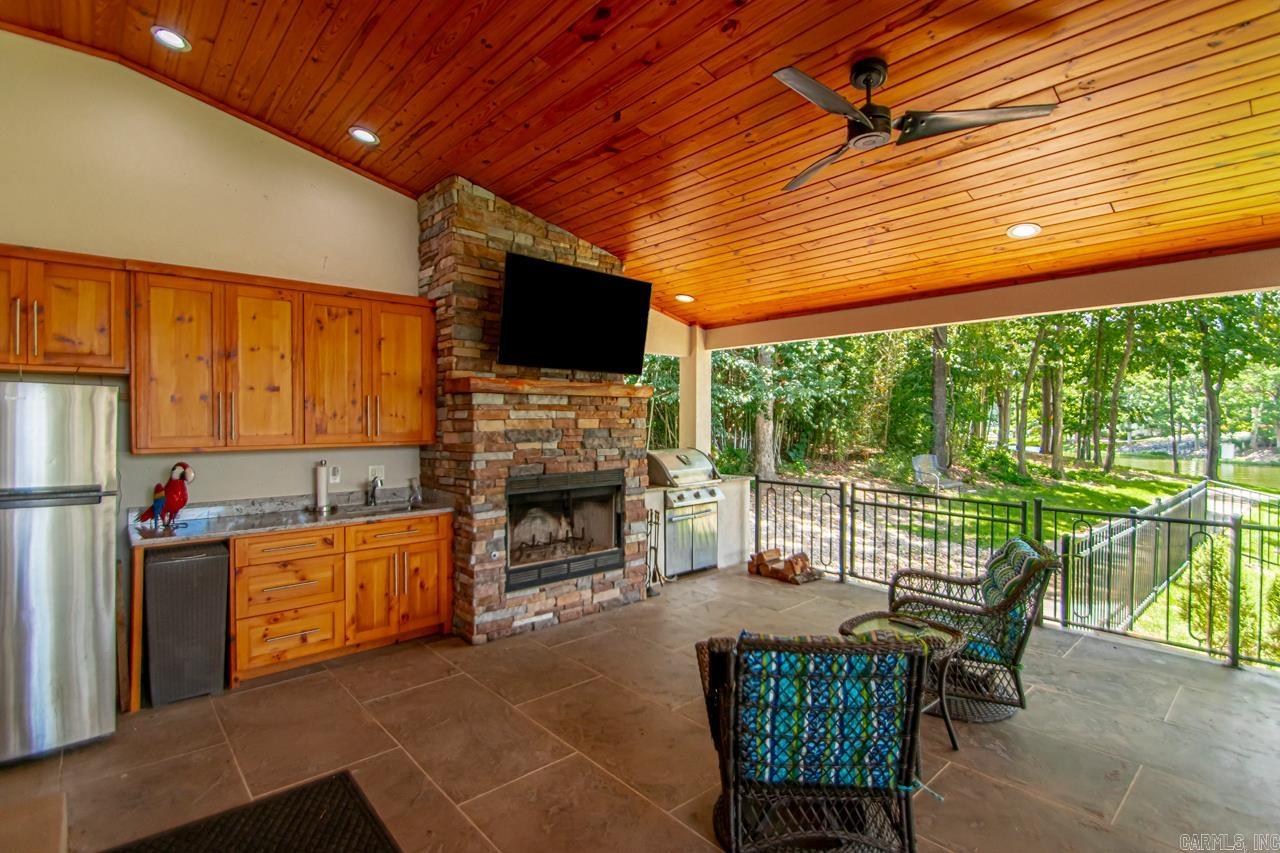56 STONEGATE SHORES  Hot Springs, AR