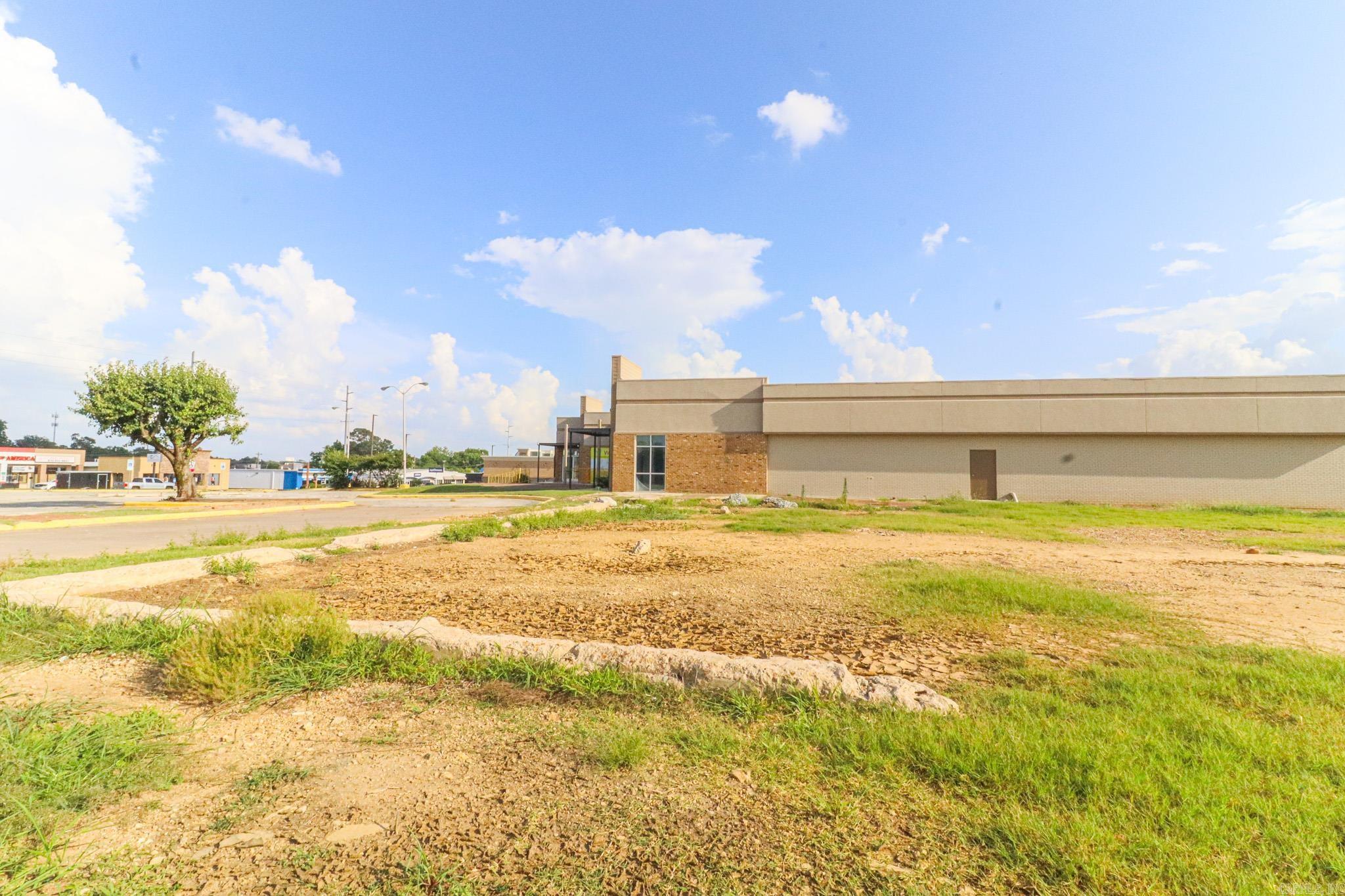 1421 S Caraway Suite B  Jonesboro, AR