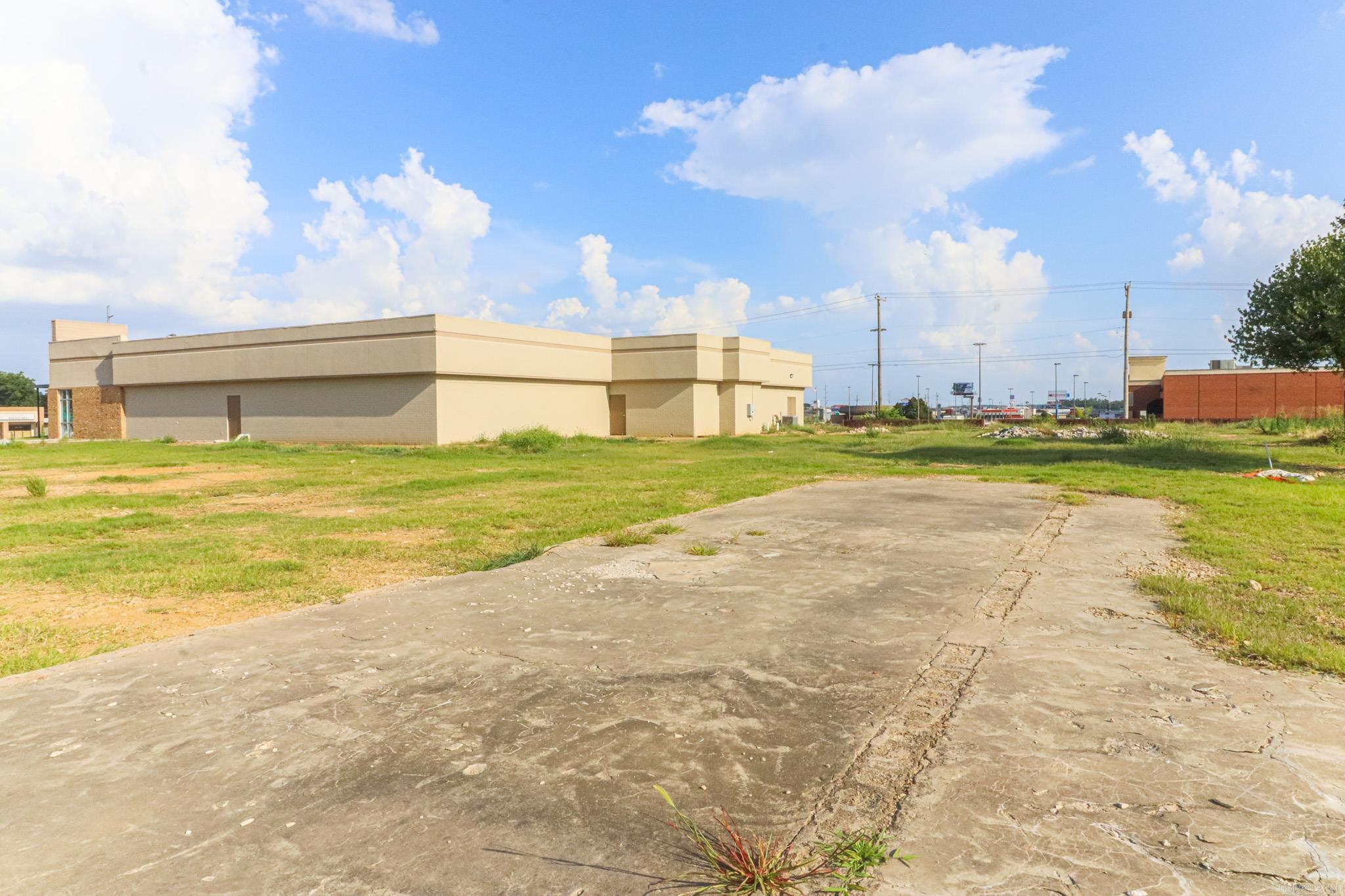 1421 S Caraway Suite B  Jonesboro, AR