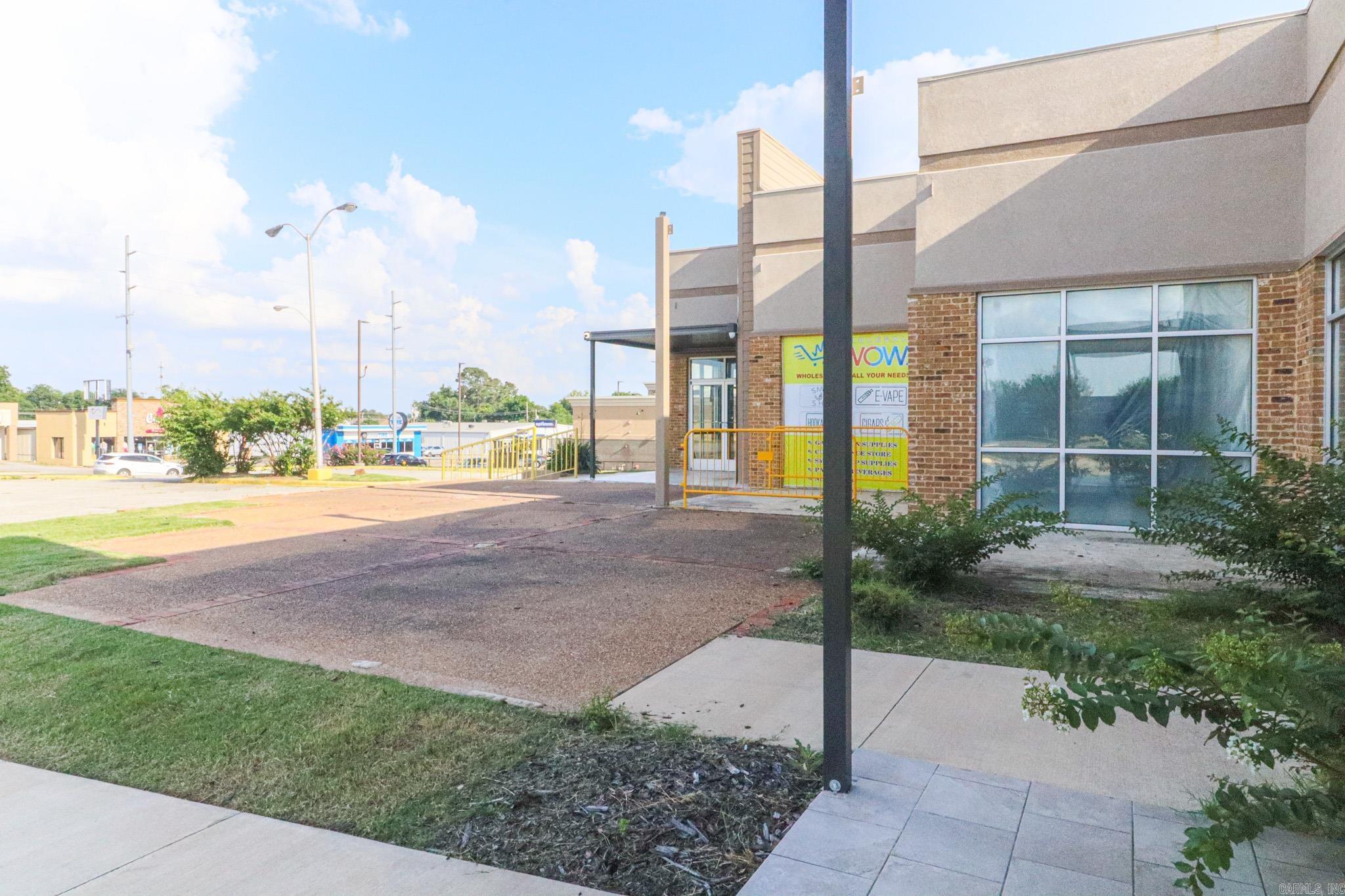 1421 S Caraway Suite B  Jonesboro, AR