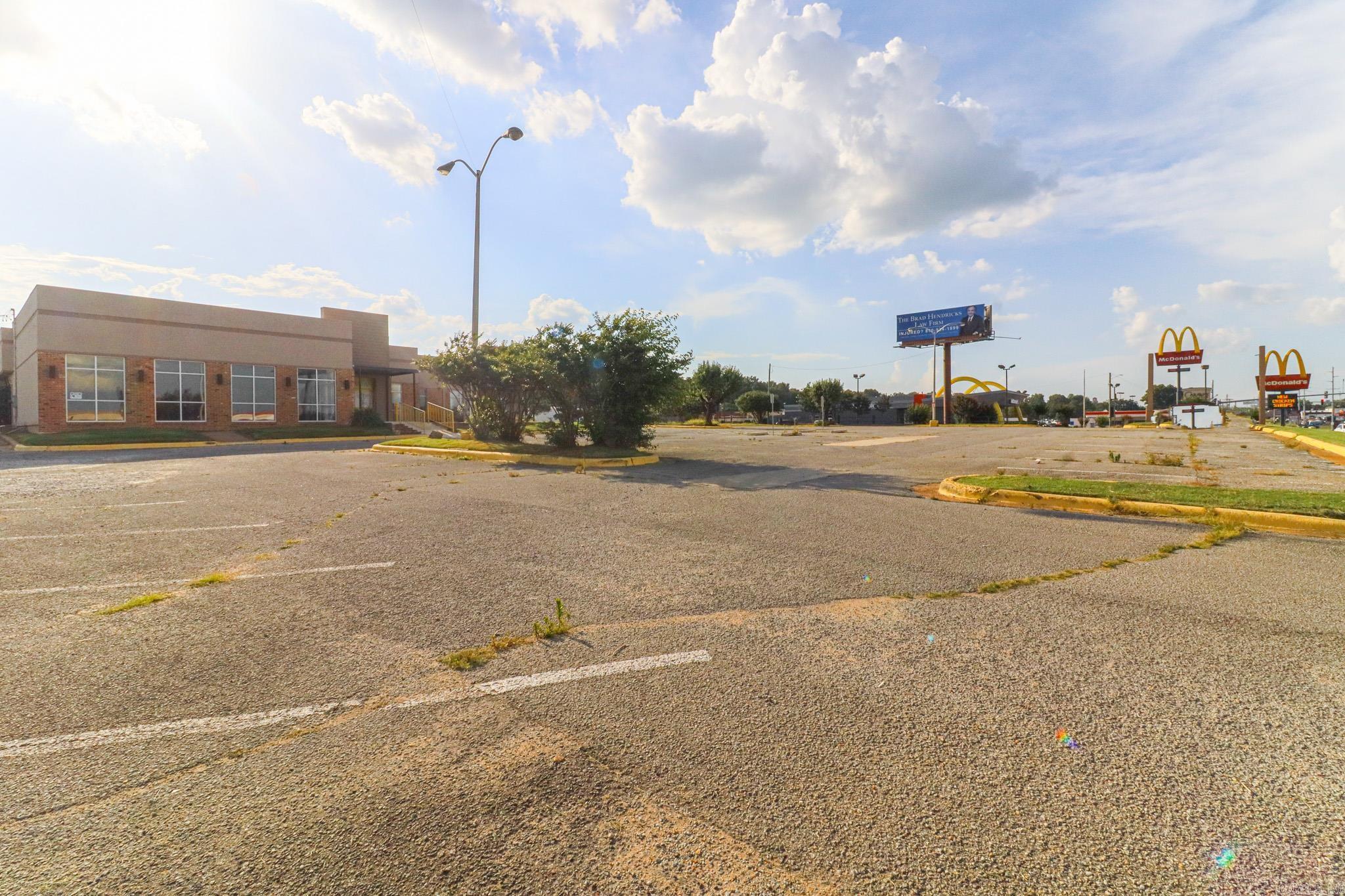 1421 S Caraway Suite B  Jonesboro, AR