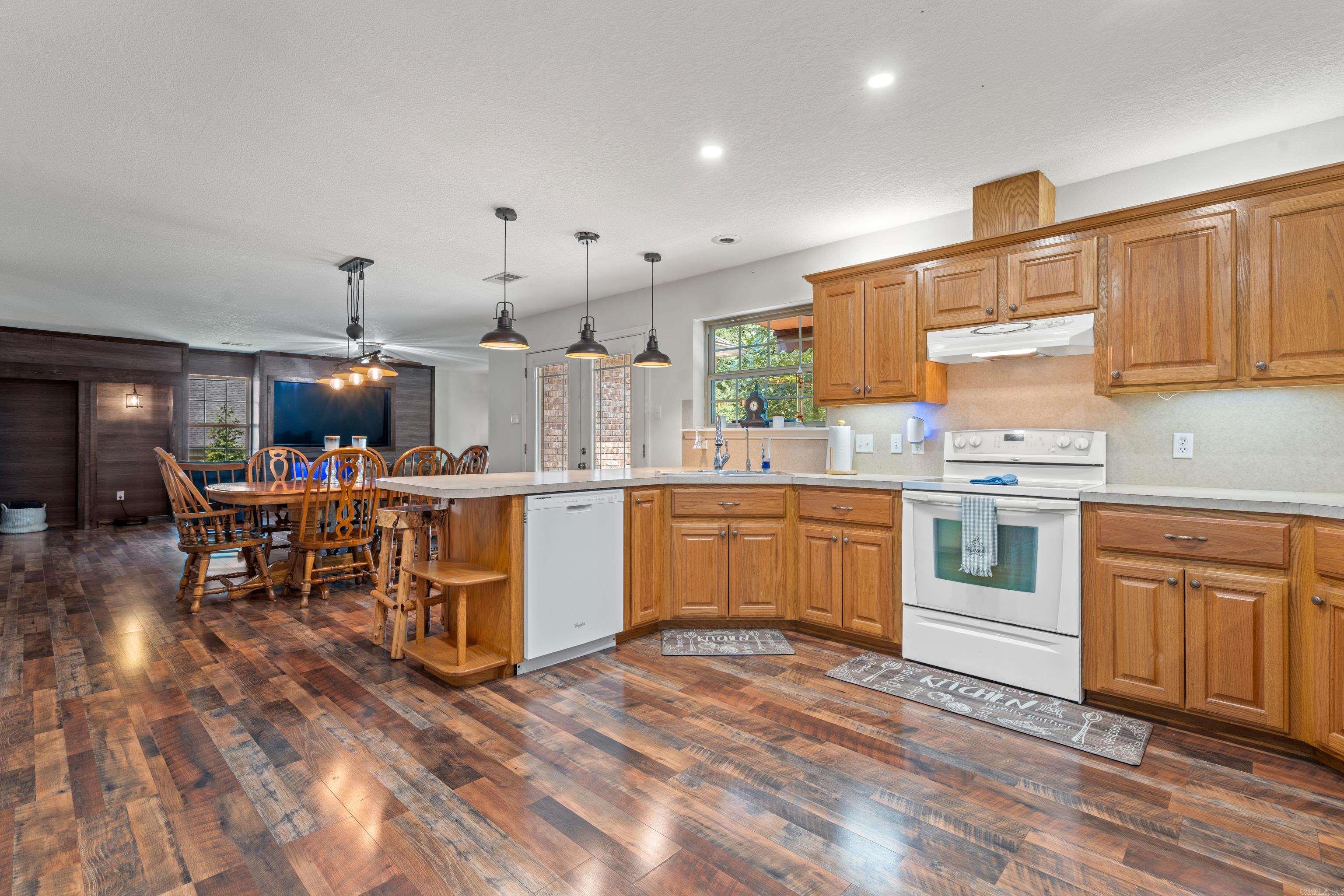 529 & 539 Charlie Stover  Royal, AR