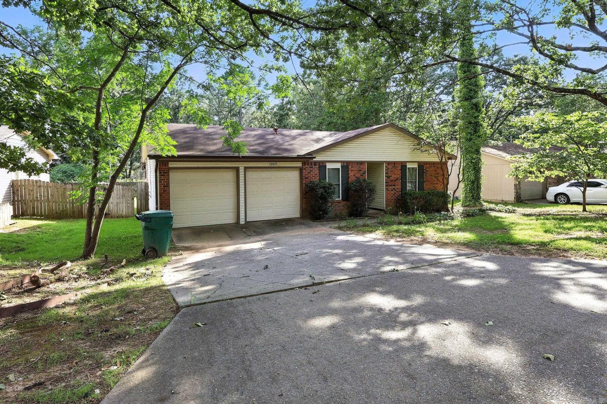 12621 Valleywood  Little Rock, AR