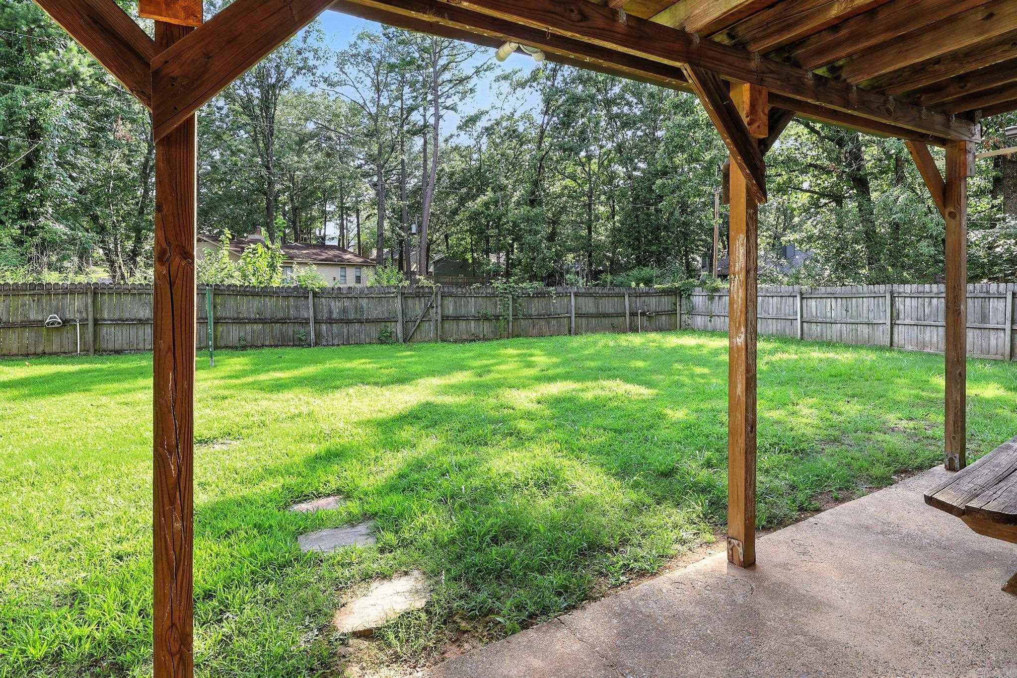 12621 Valleywood  Little Rock, AR