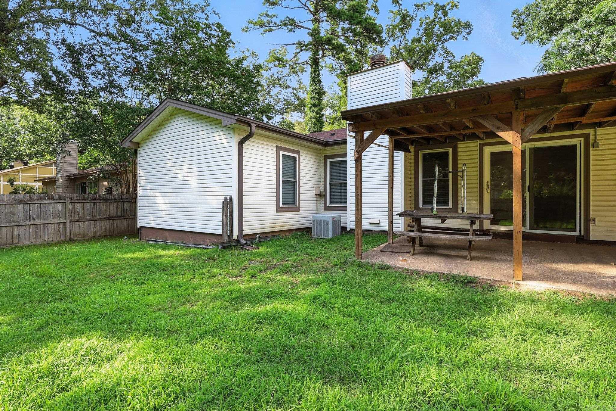 12621 Valleywood  Little Rock, AR