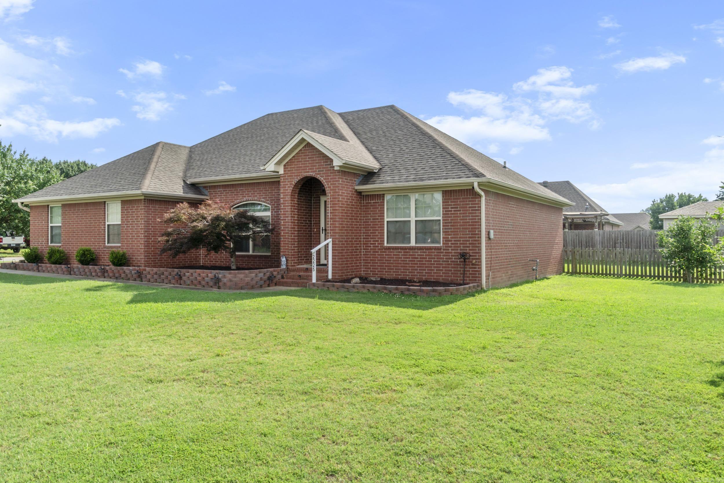 2225 Caleb Dr  Searcy, AR