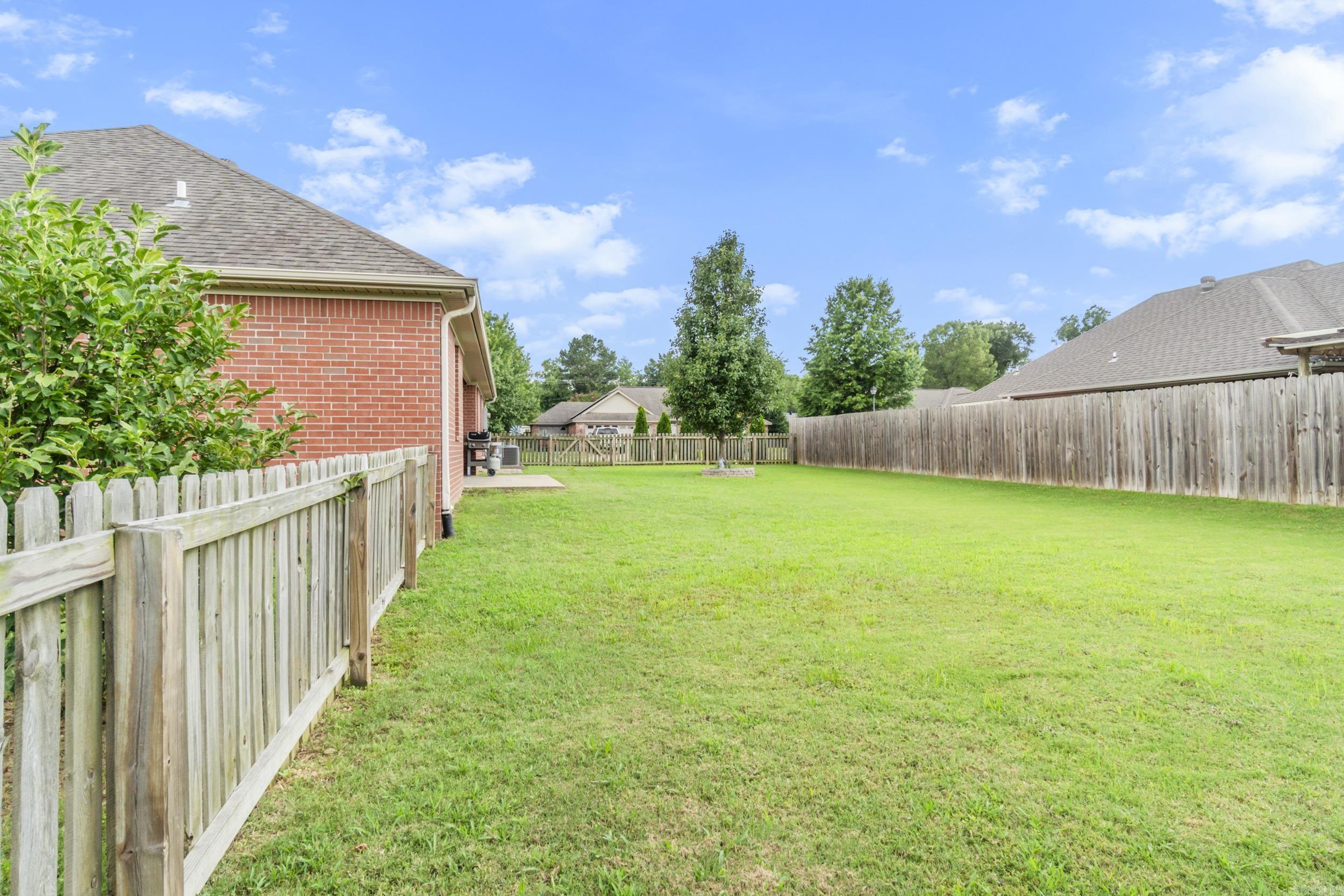 2225 Caleb Dr  Searcy, AR