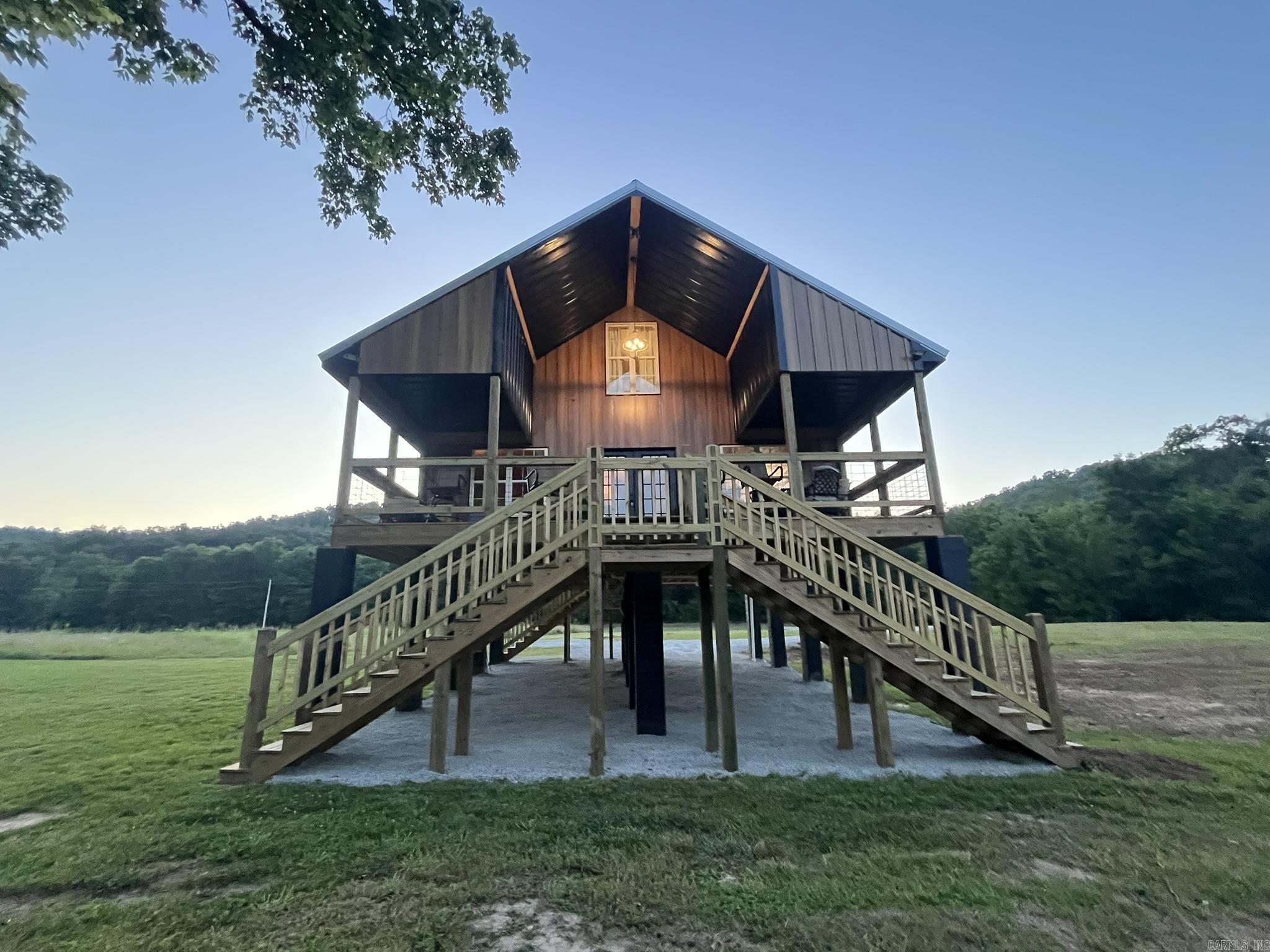 75 E Schoolhouse Hollow Road  Guion, AR