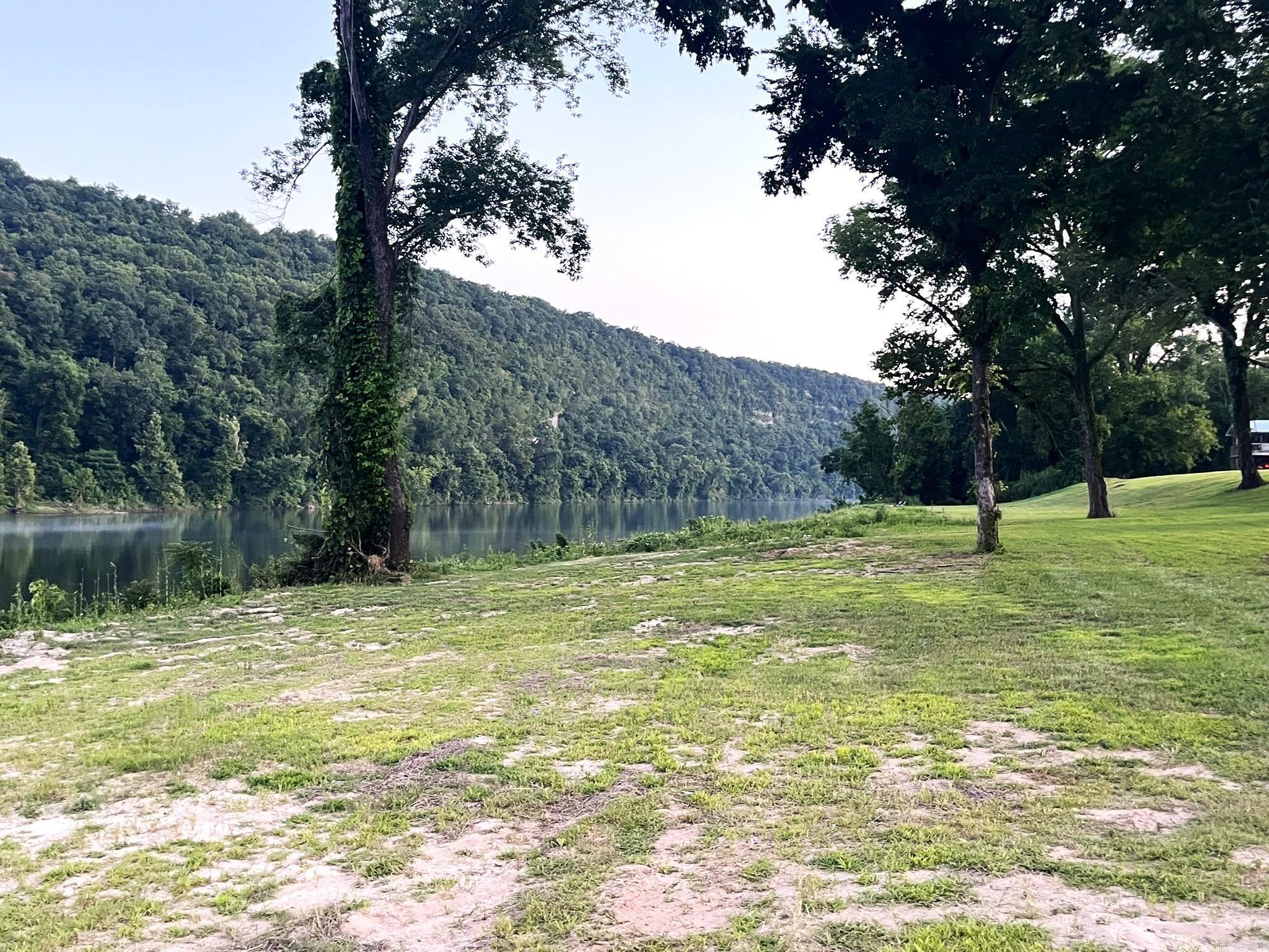 75 E Schoolhouse Hollow Road  Guion, AR