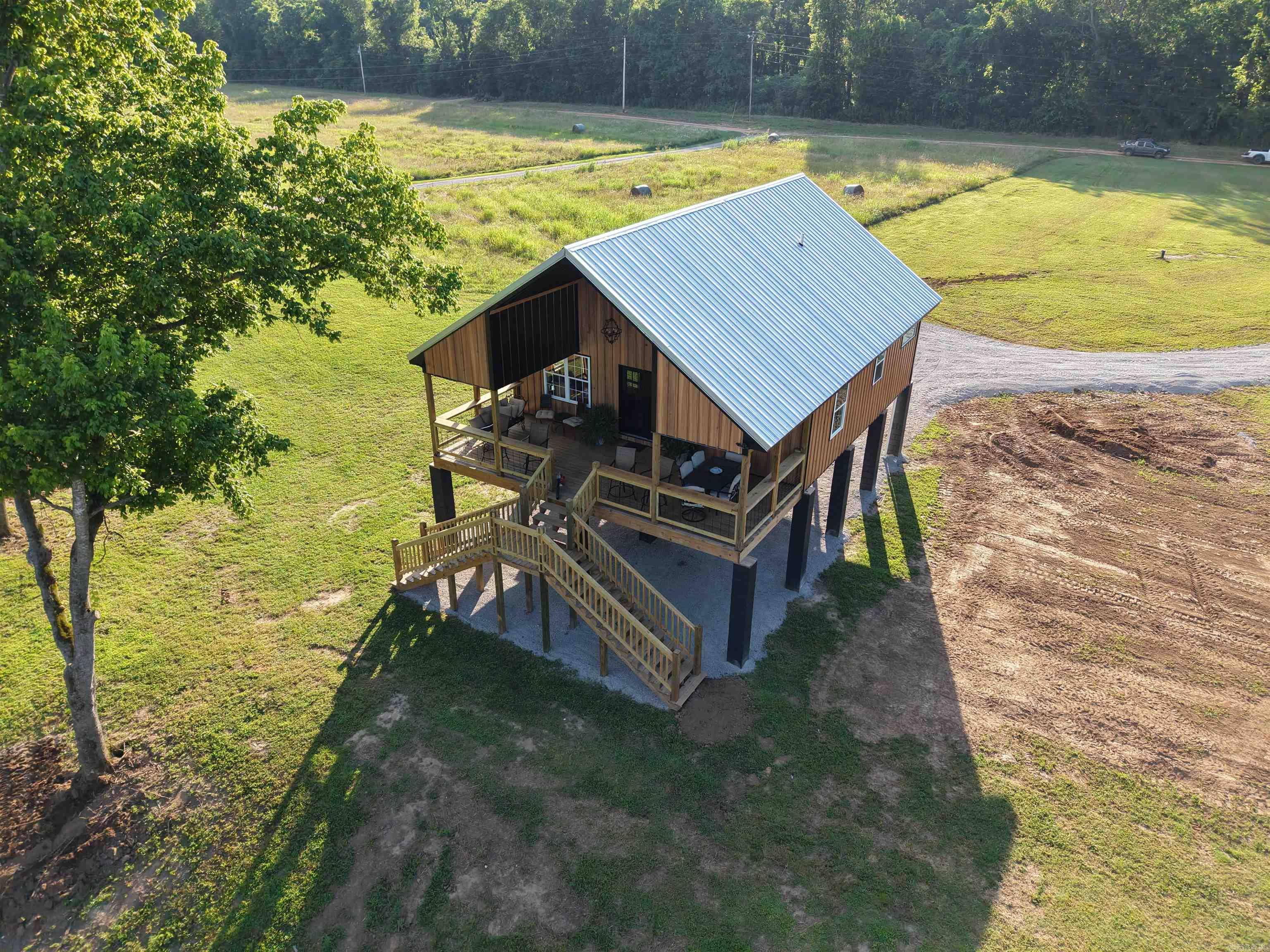 75 E Schoolhouse Hollow Road  Guion, AR