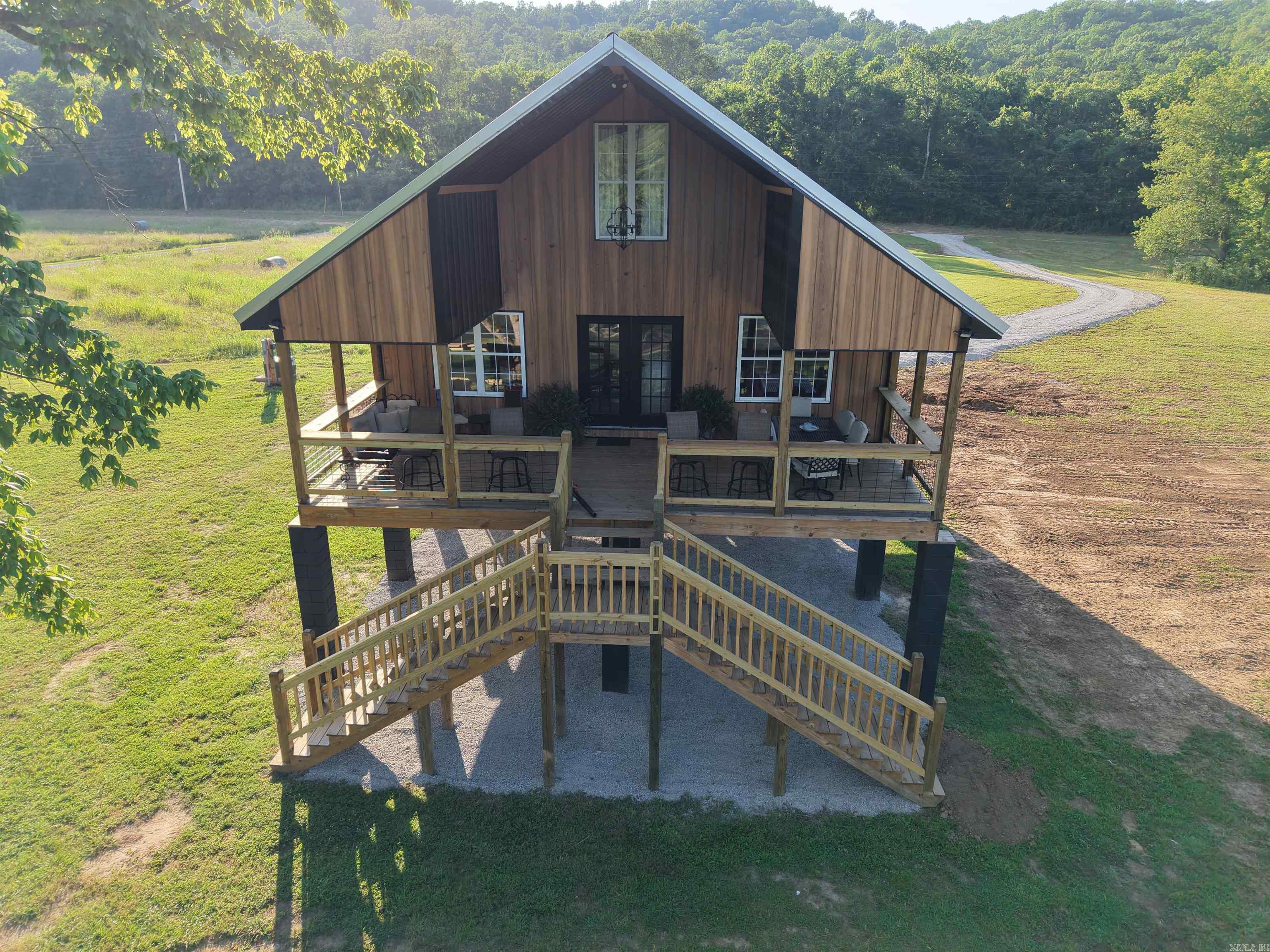 75 E Schoolhouse Hollow Road  Guion, AR