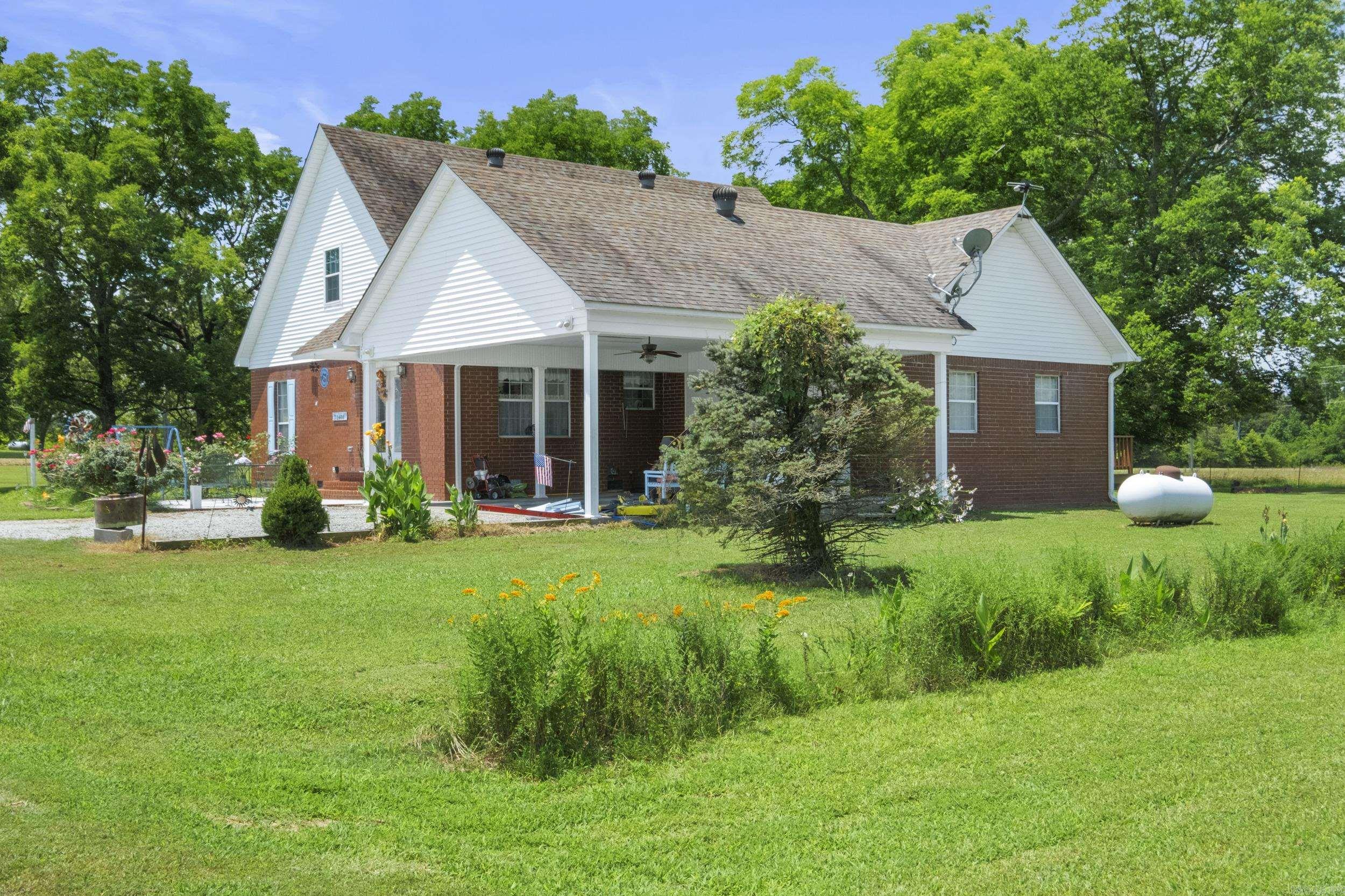 5484 Hwy 36 W  Rose Bud, AR