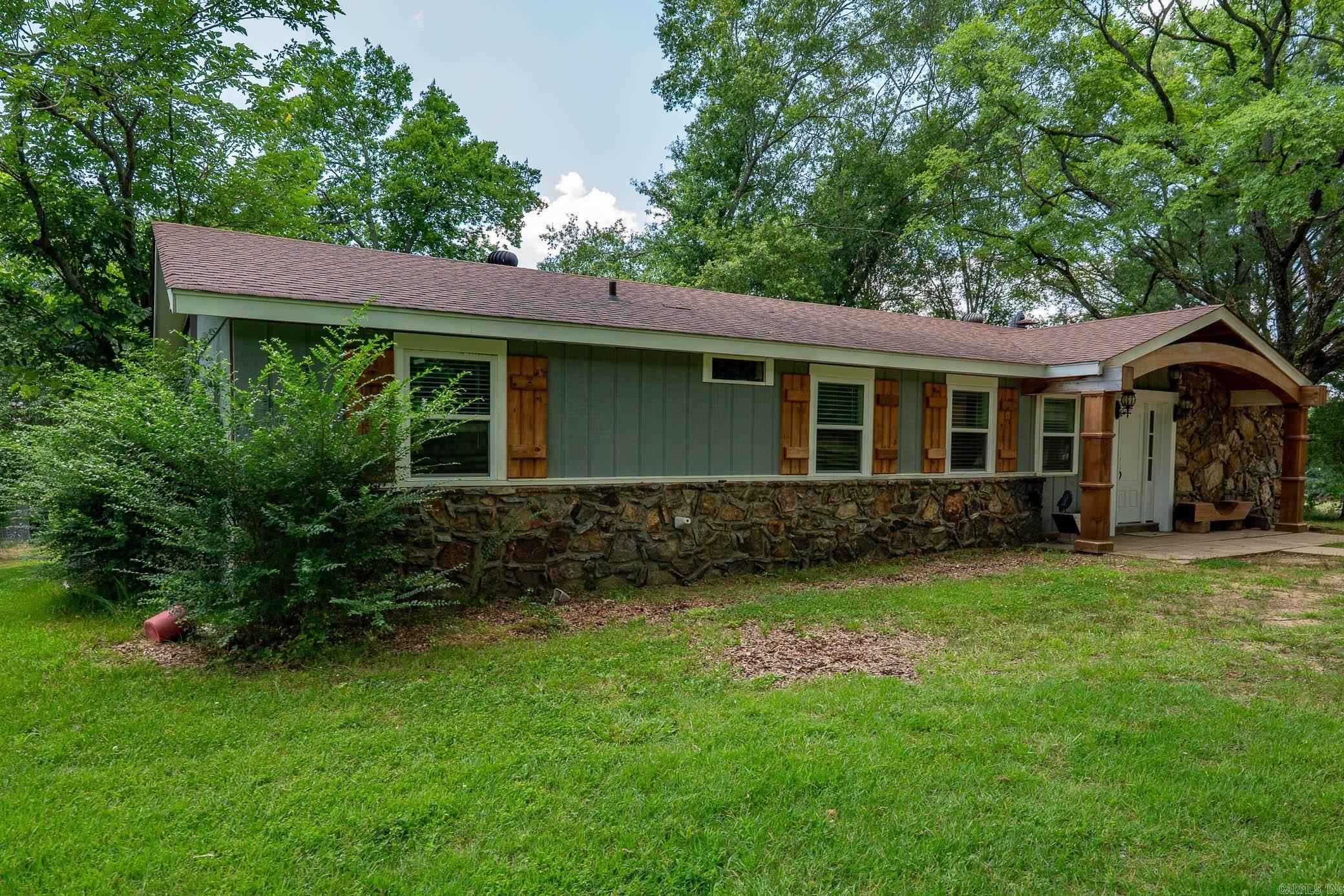 141 Arrowhead  Greenbrier, AR