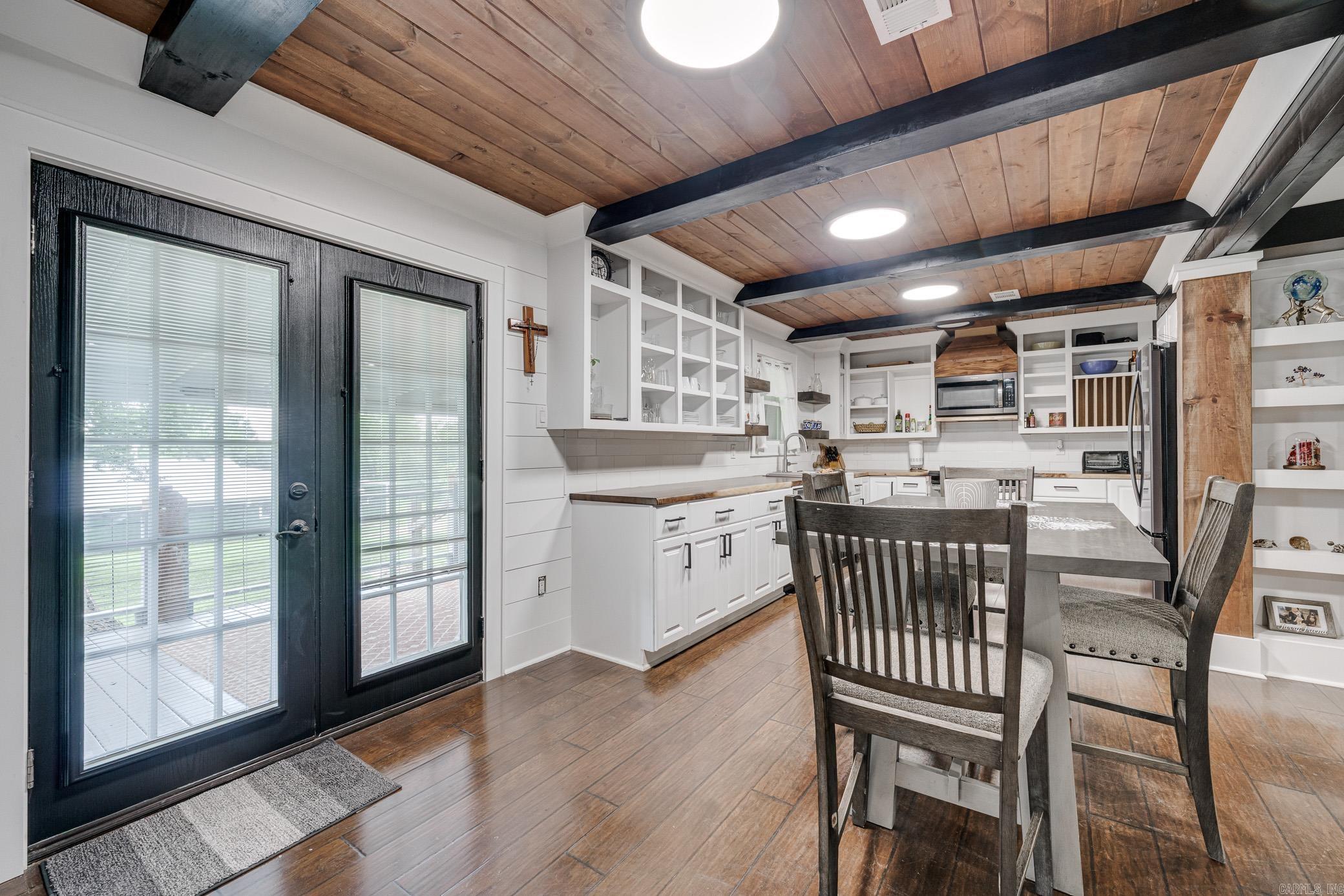 141 Arrowhead  Greenbrier, AR