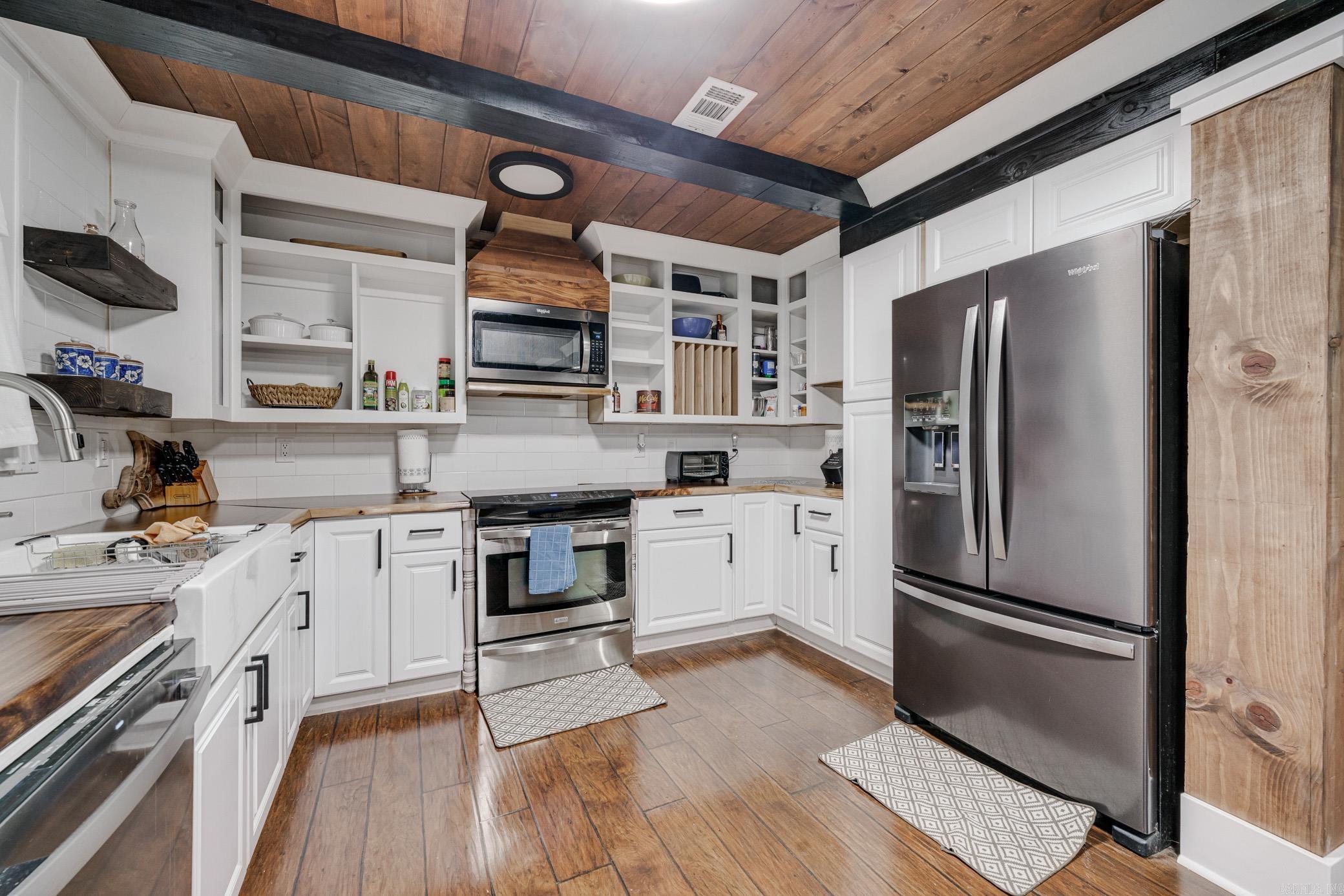 141 Arrowhead  Greenbrier, AR