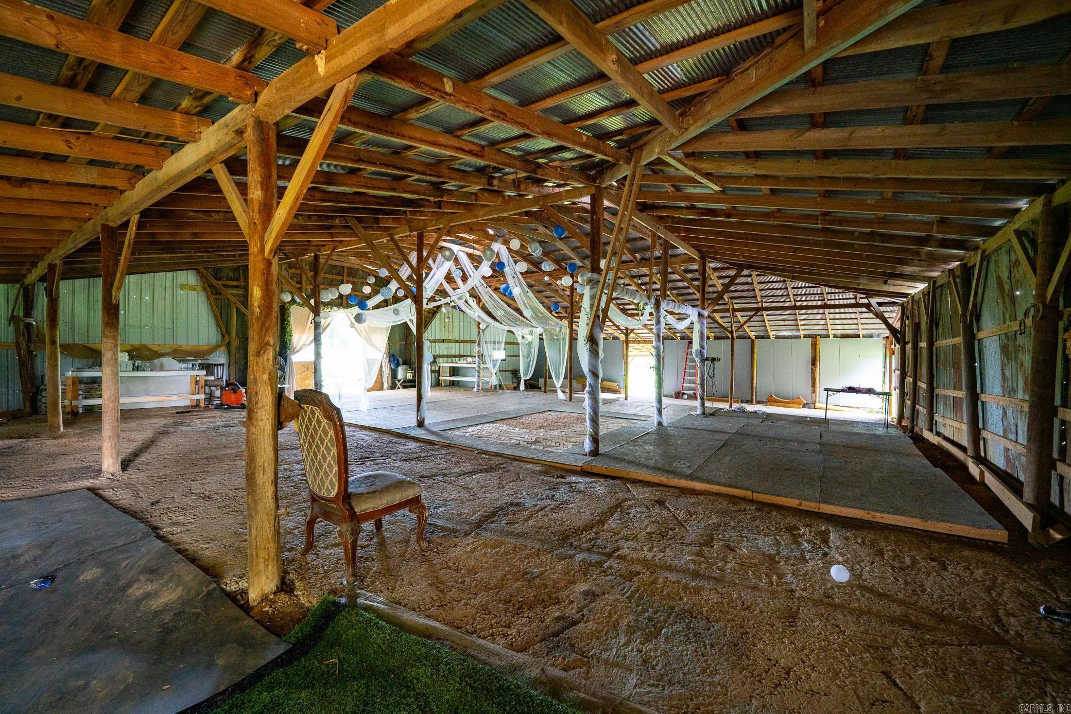 141 Arrowhead  Greenbrier, AR