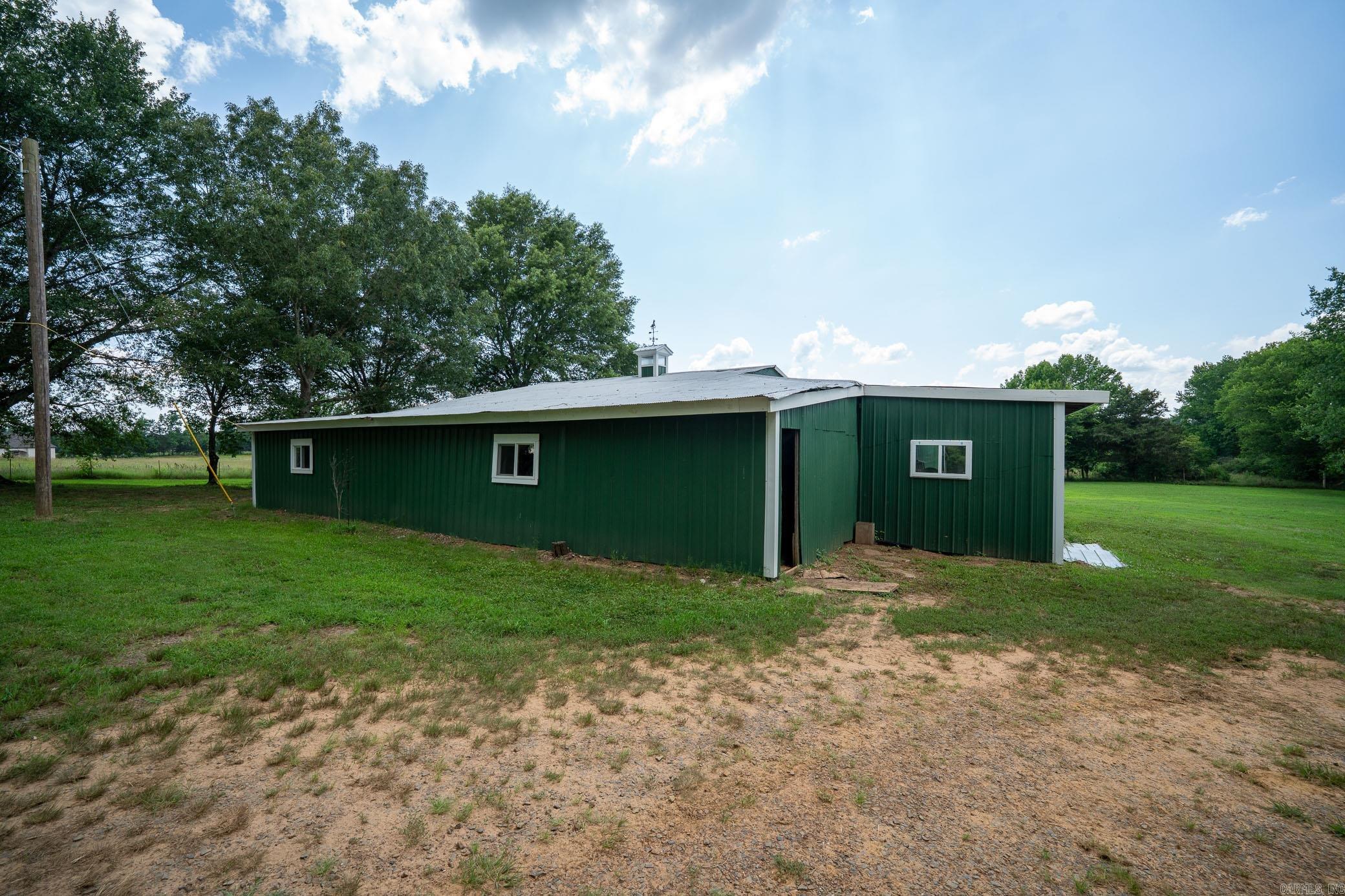 141 Arrowhead  Greenbrier, AR