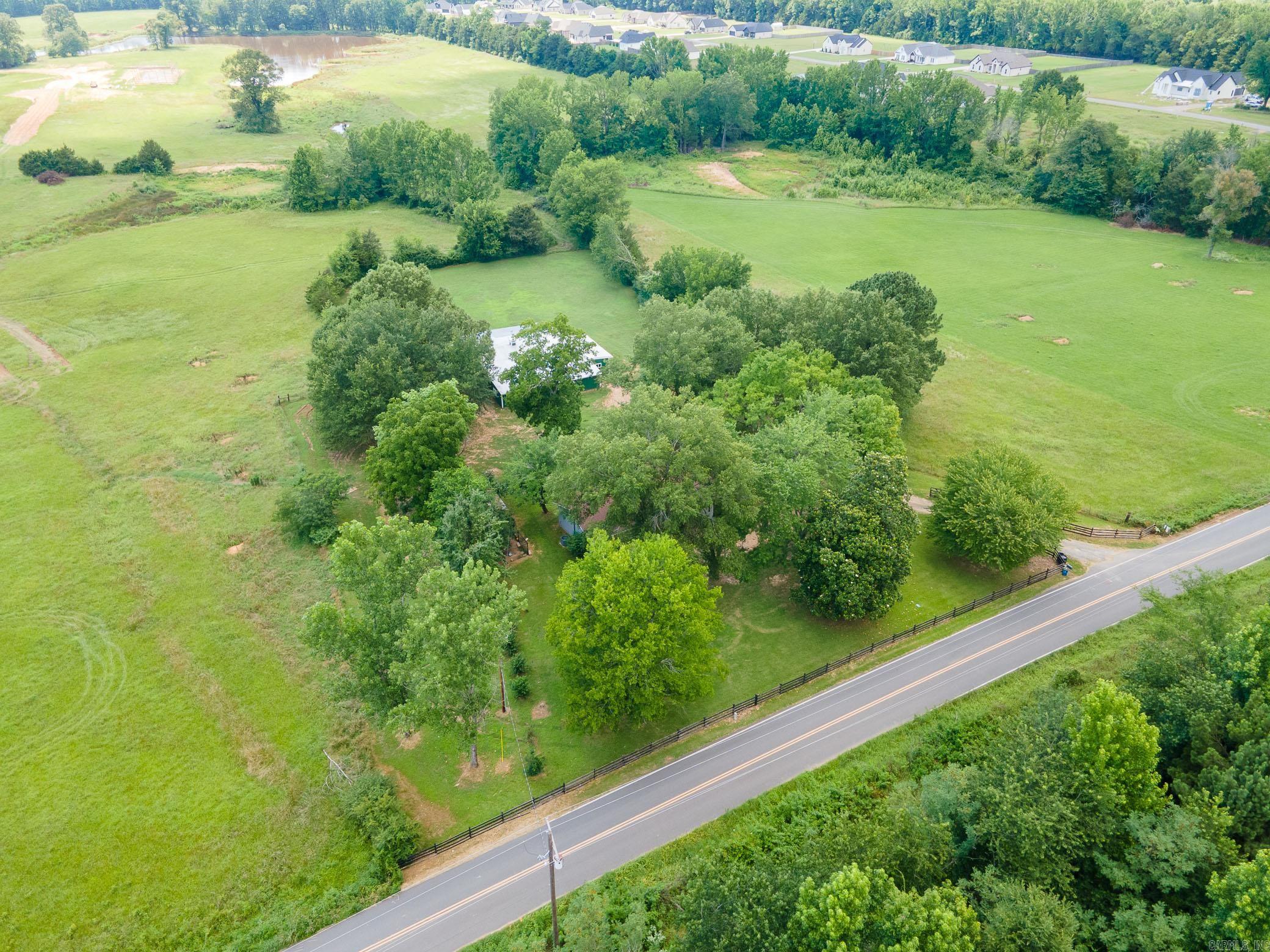 141 Arrowhead  Greenbrier, AR