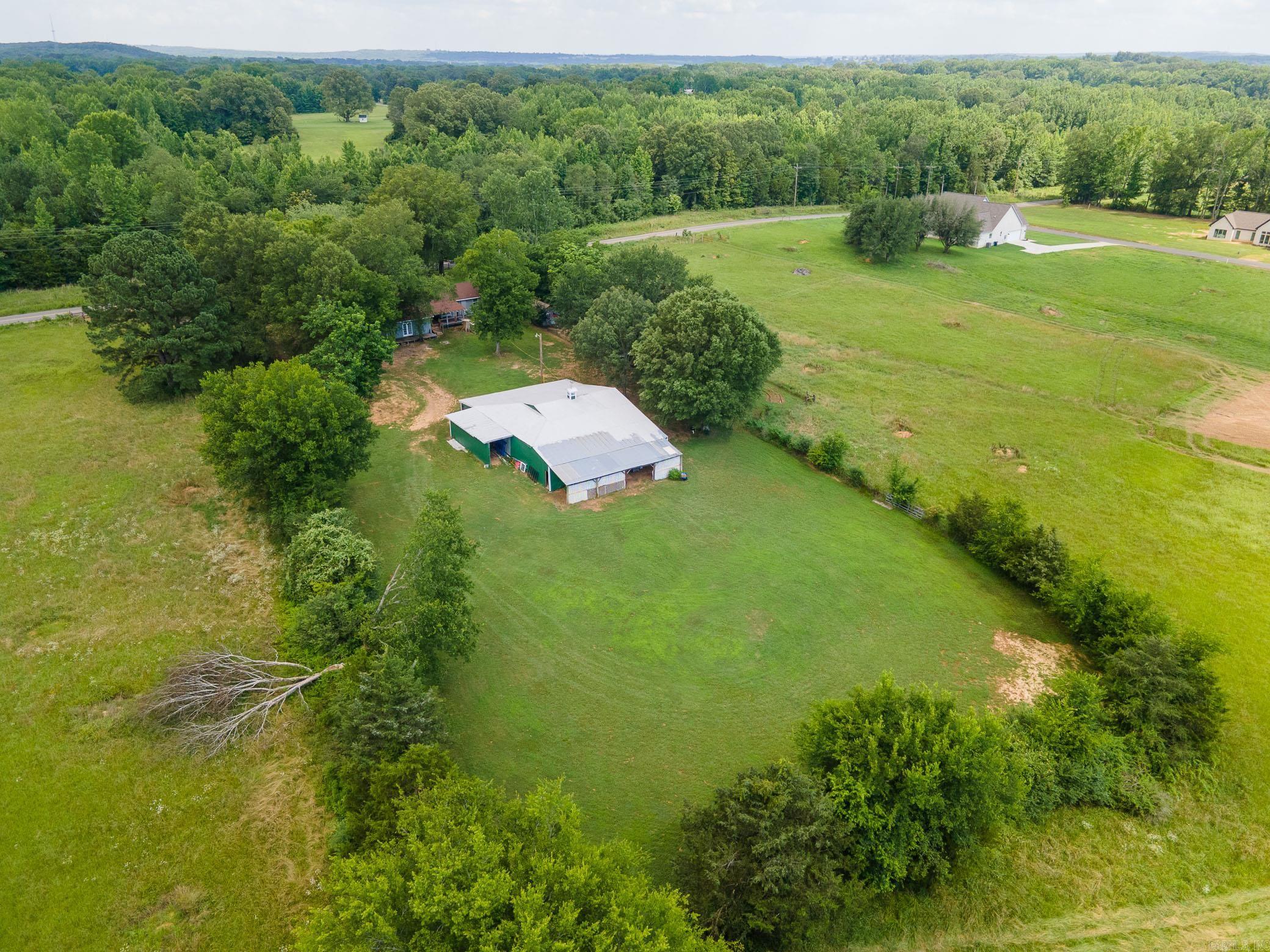 141 Arrowhead  Greenbrier, AR