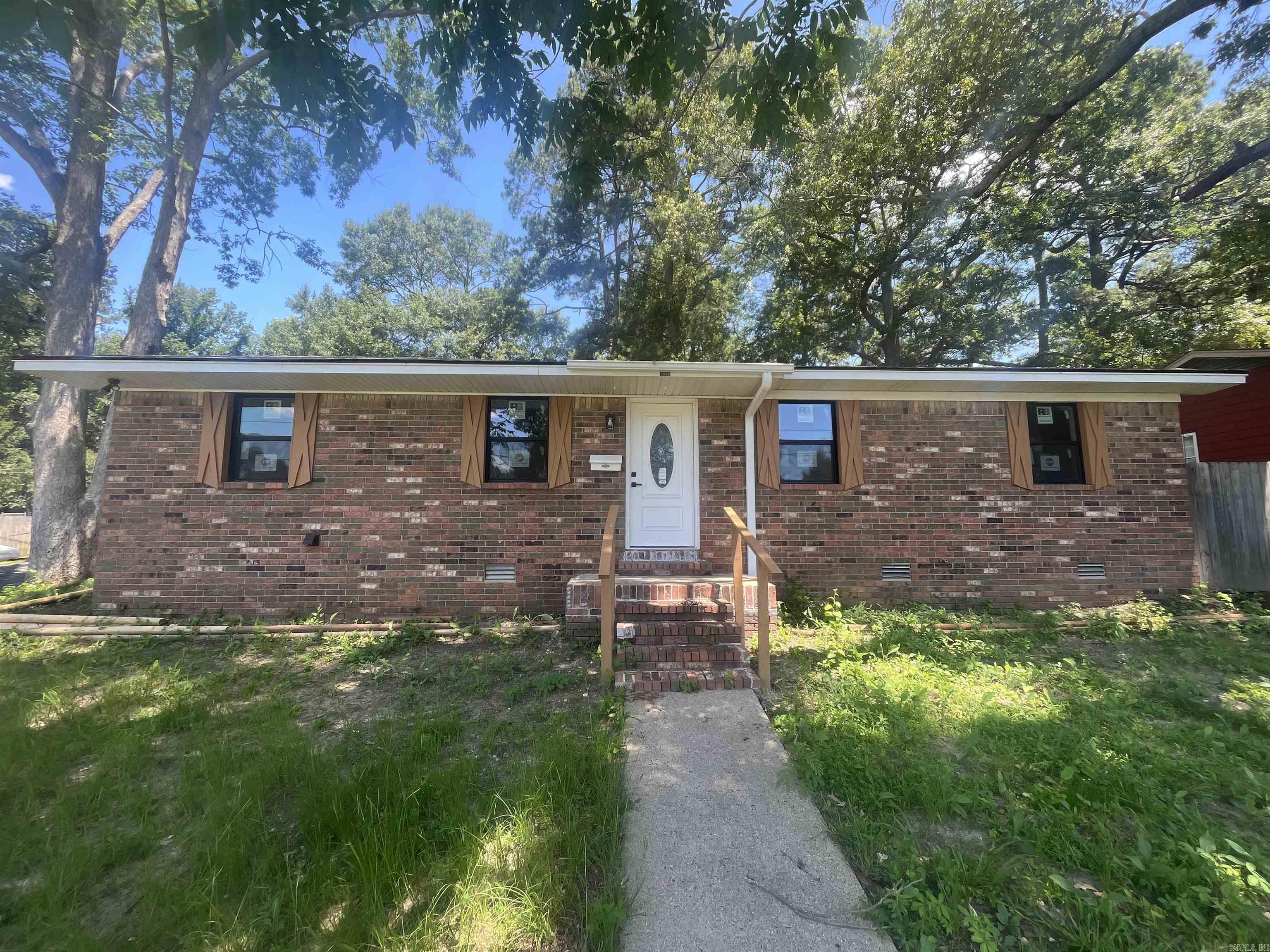 1806 E Sullenberger  Malvern, AR