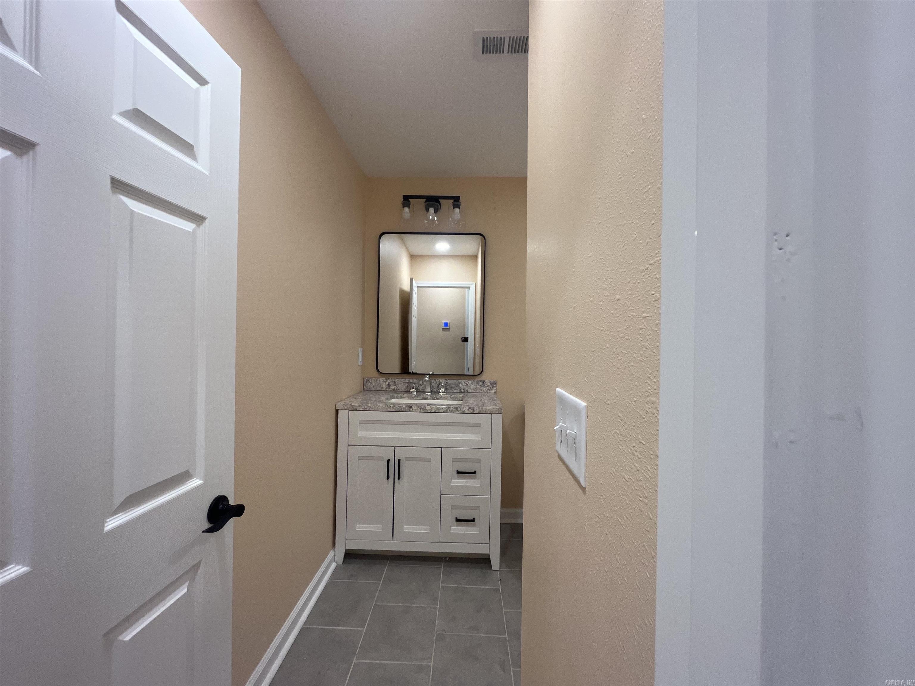 1806 E Sullenberger  Malvern, AR
