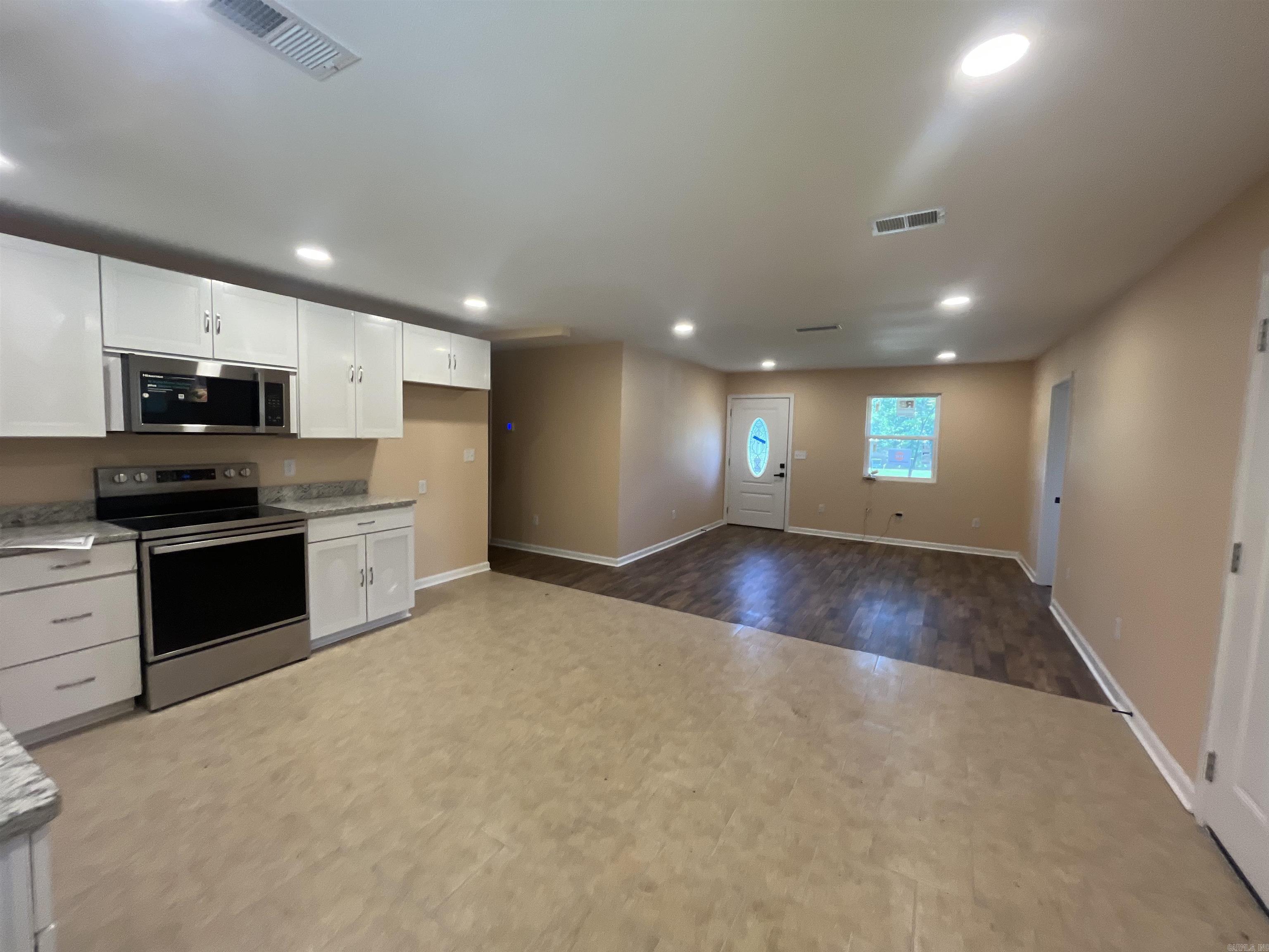 1806 E Sullenberger  Malvern, AR