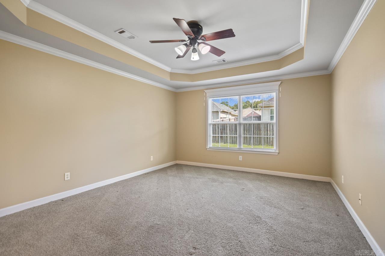 1609 White Oak Cir  Benton, AR