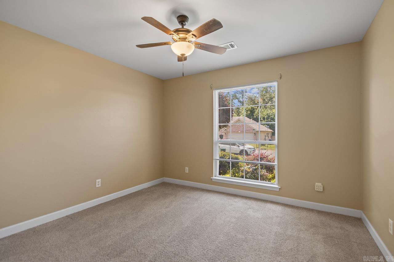 1609 White Oak Cir  Benton, AR