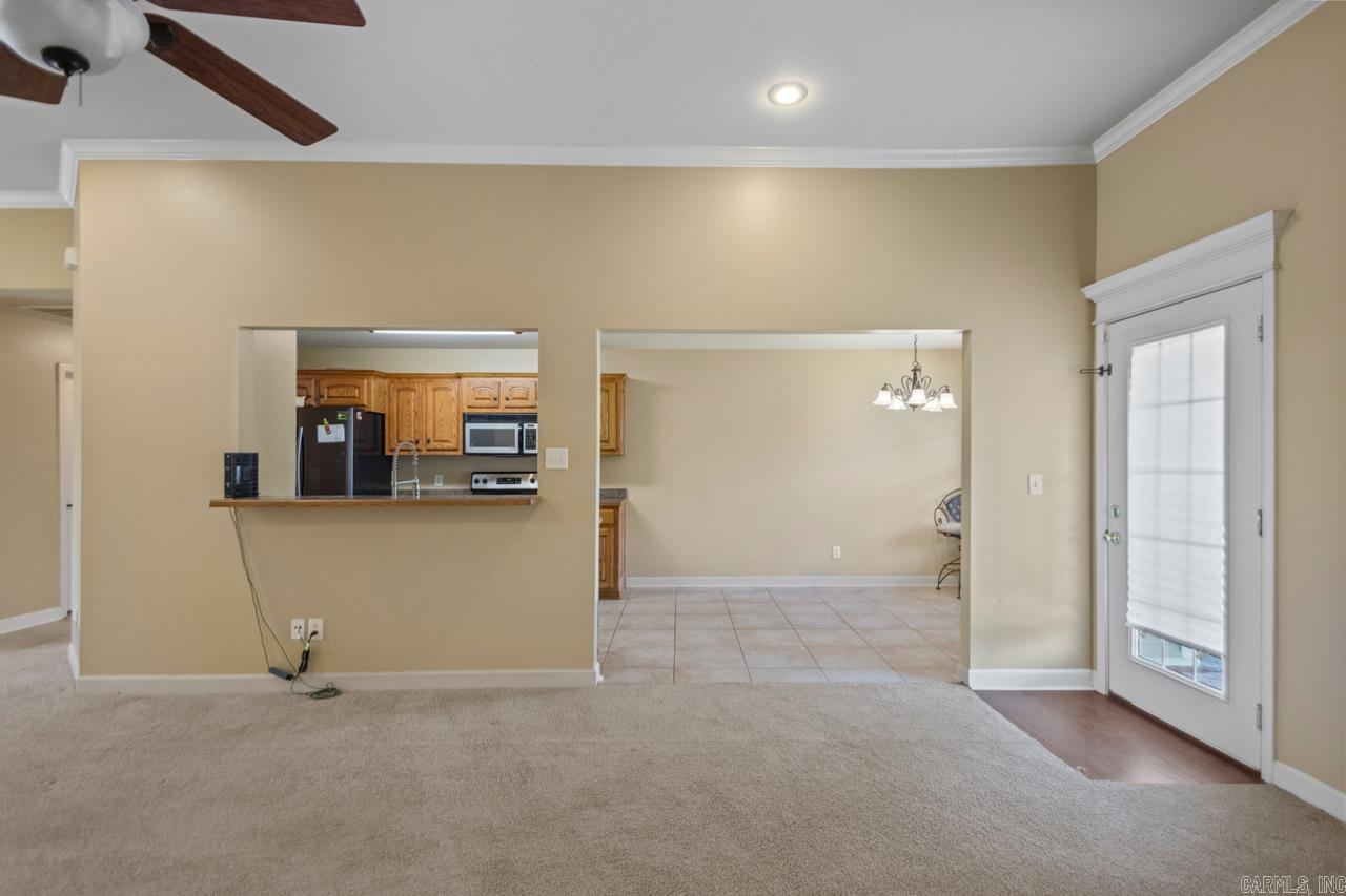 1609 White Oak Cir  Benton, AR