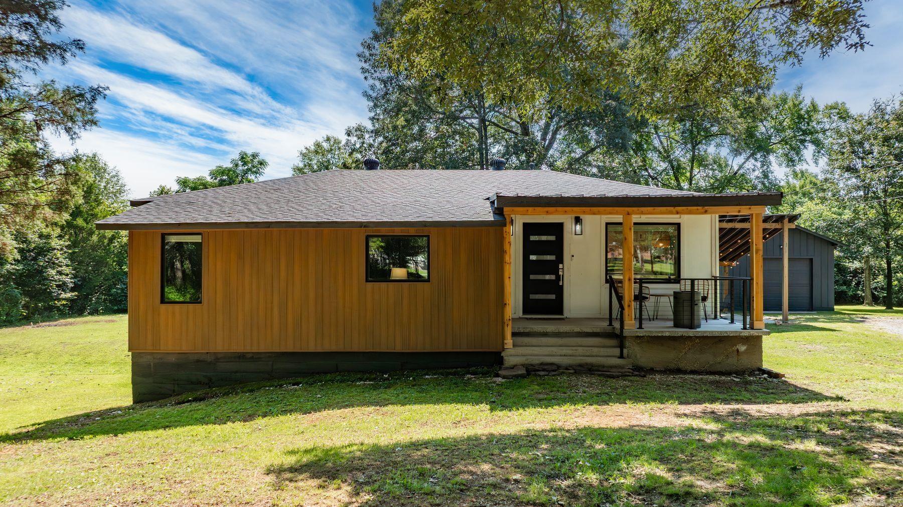7616 Samples Rd  Benton, AR