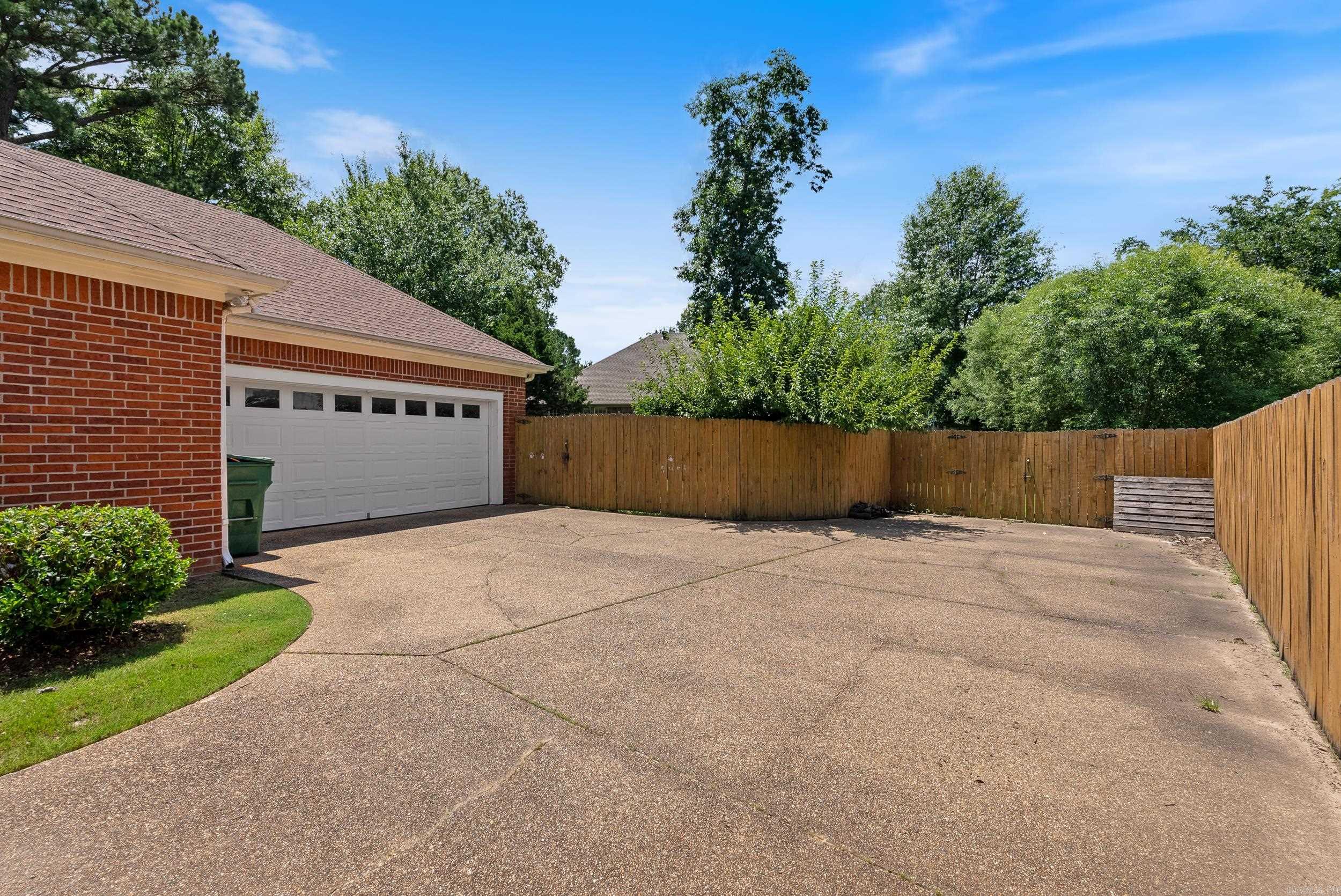 1855 Foster  Conway, AR