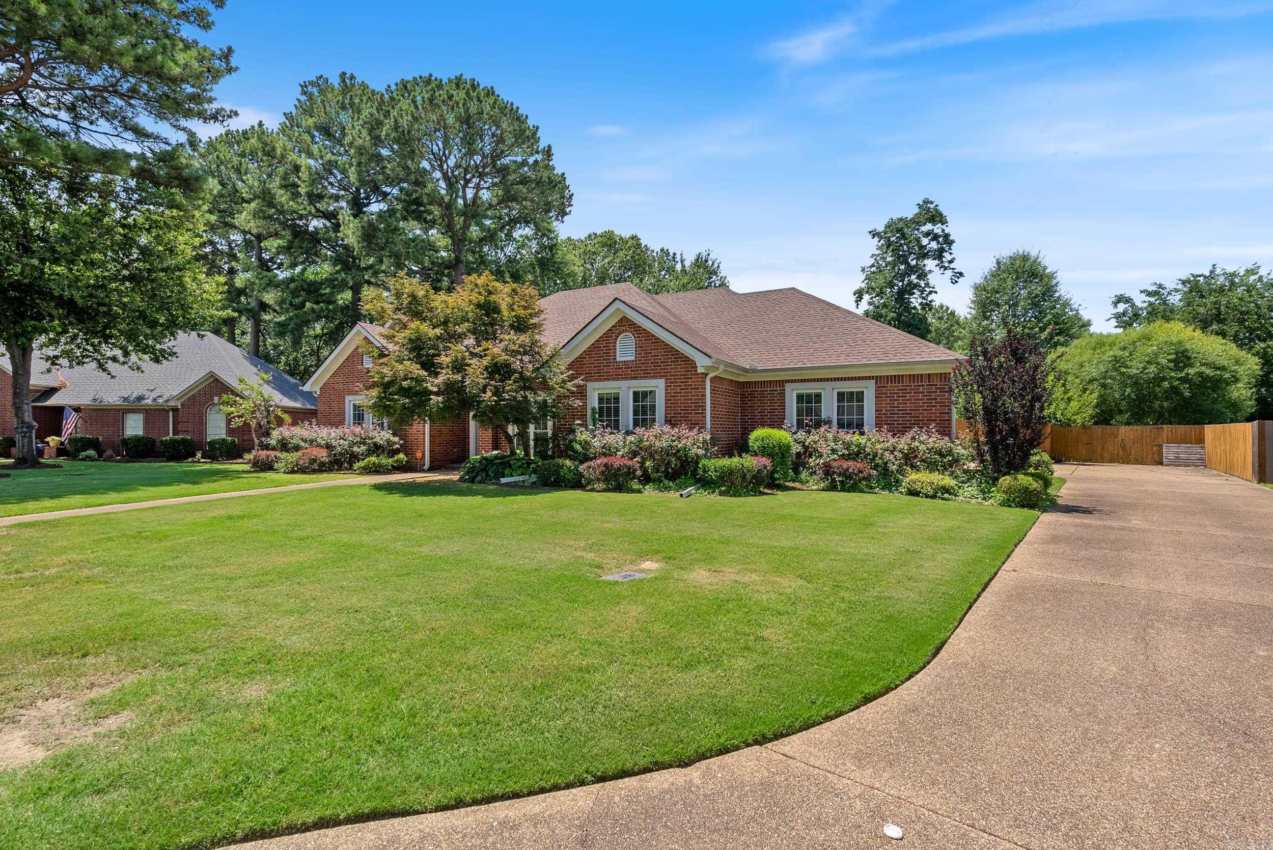 1855 Foster  Conway, AR