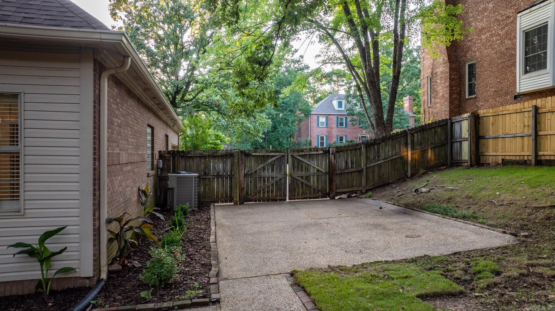 14023 Pleasant Forest  Little Rock, AR