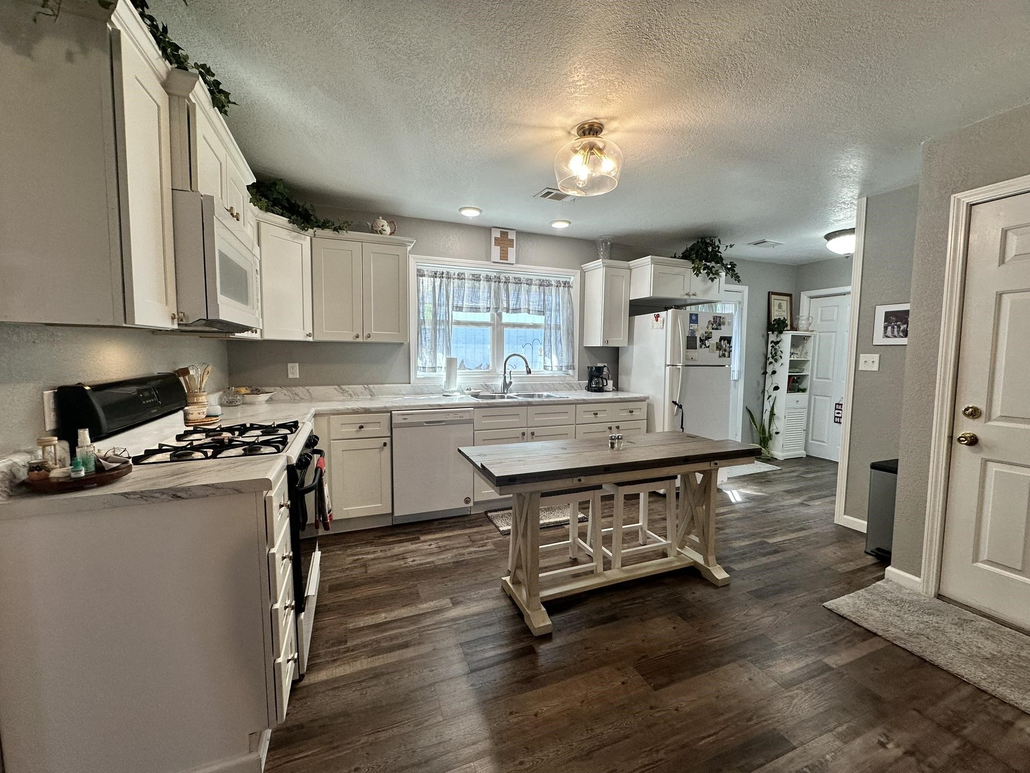 406 W Fontaine  Walnut Ridge, AR