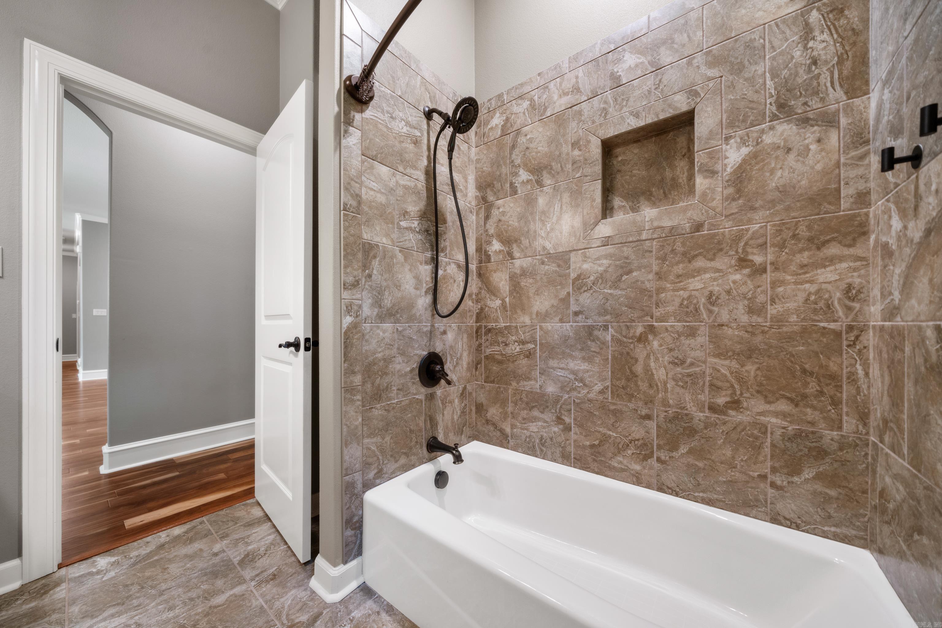 26 Sergio Drive  Hot Springs Village, AR