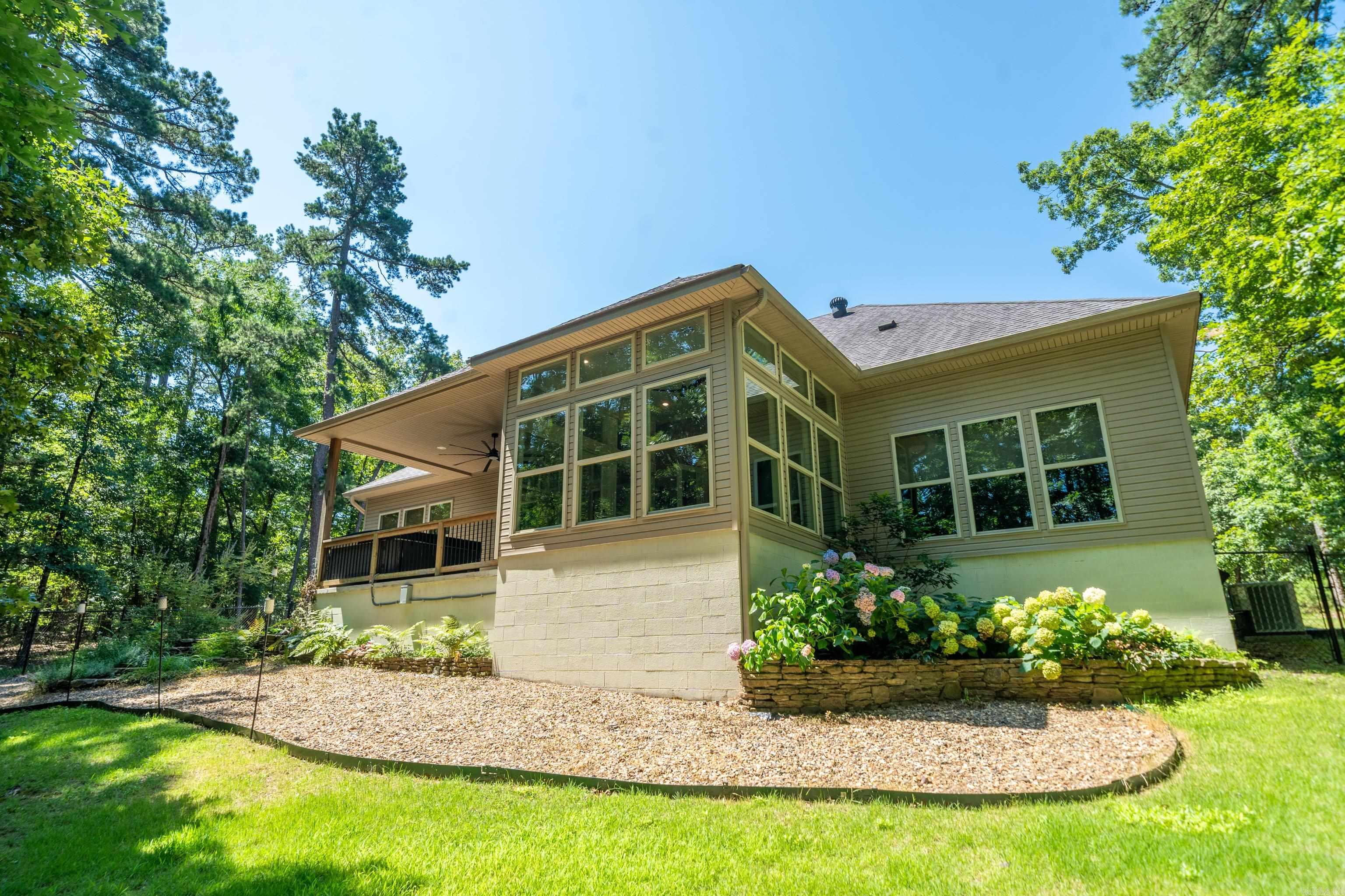 26 Sergio Drive  Hot Springs Village, AR