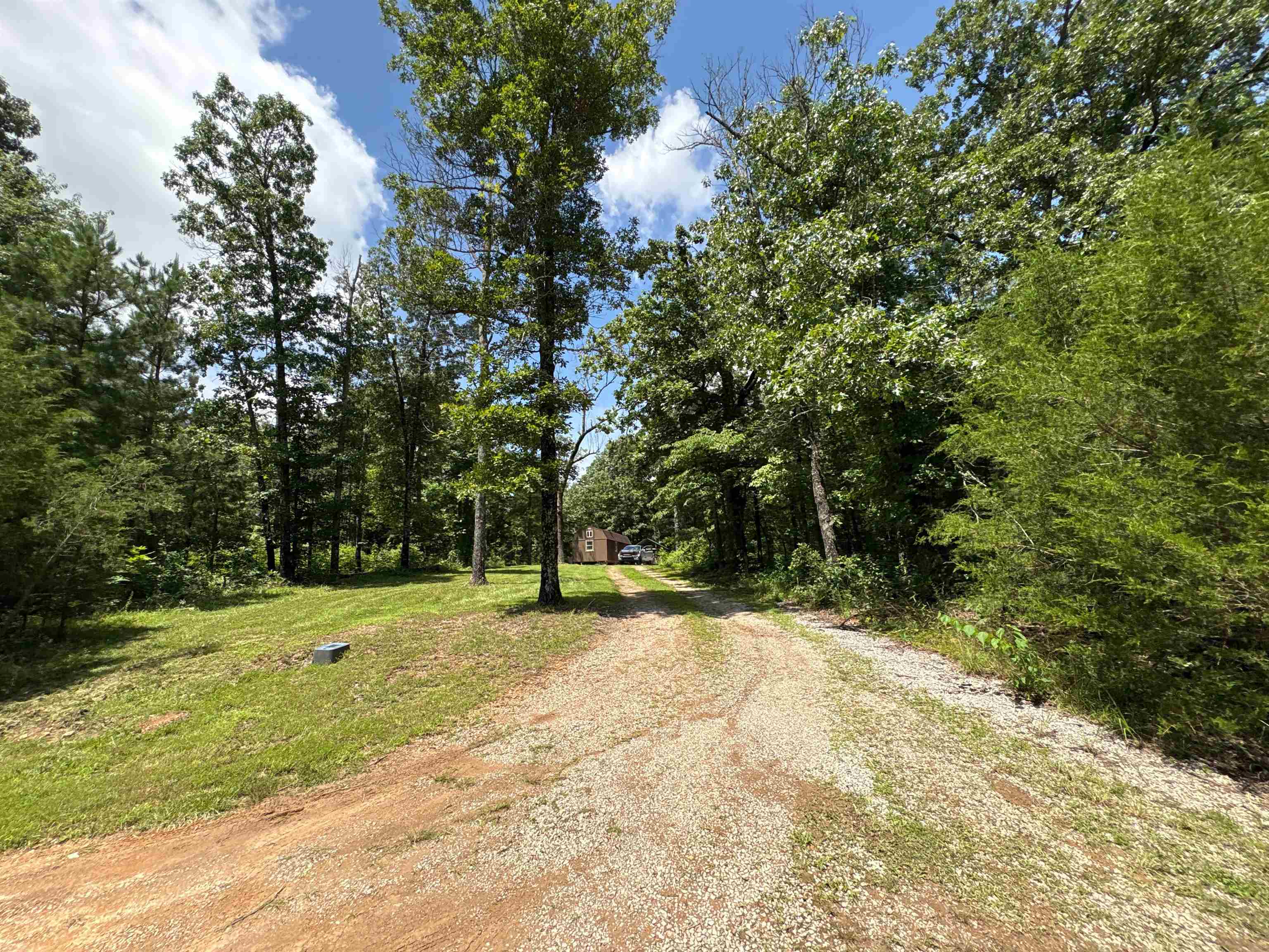 420 Strawberry River  Oxford, AR