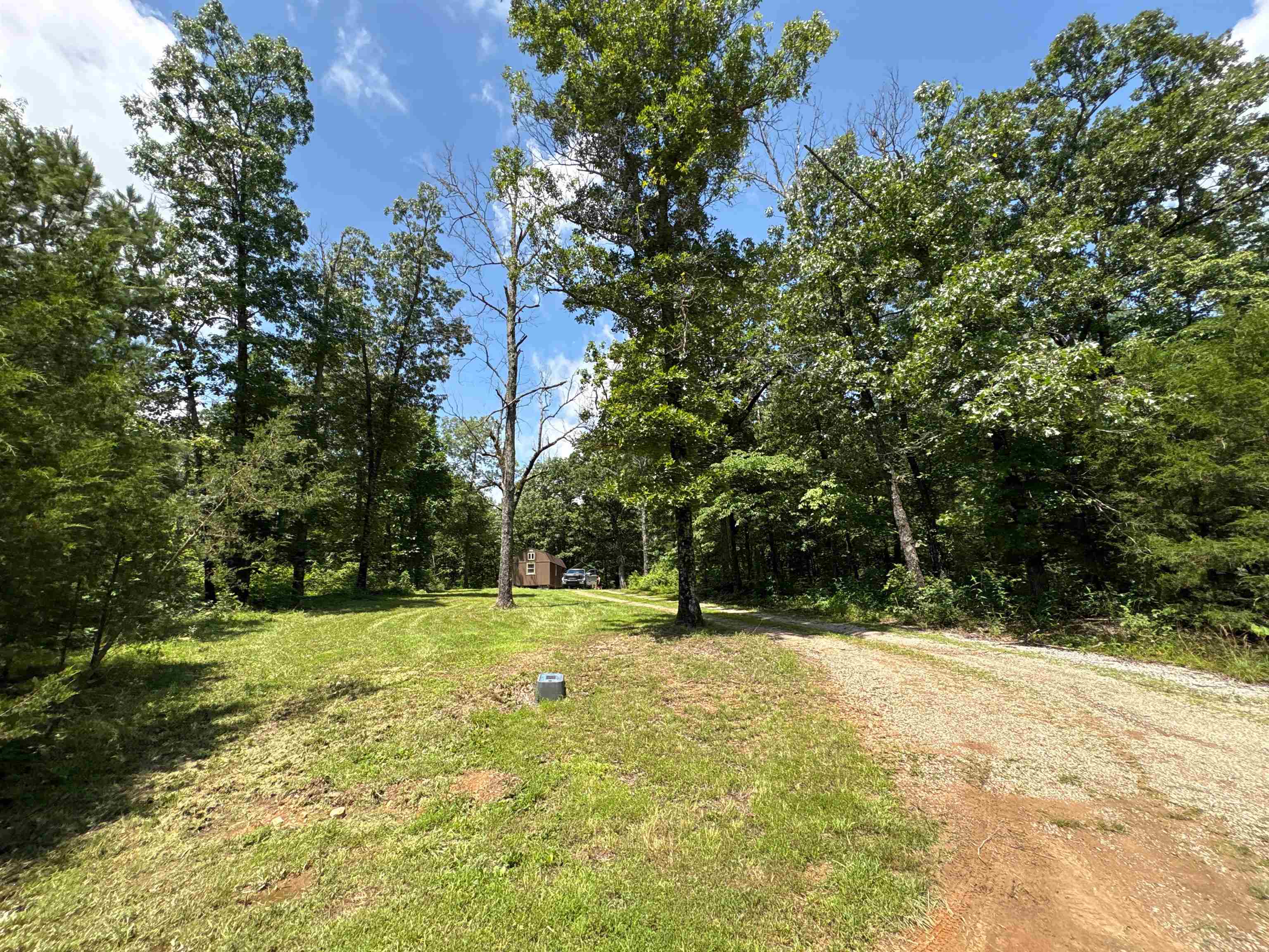 420 Strawberry River  Oxford, AR