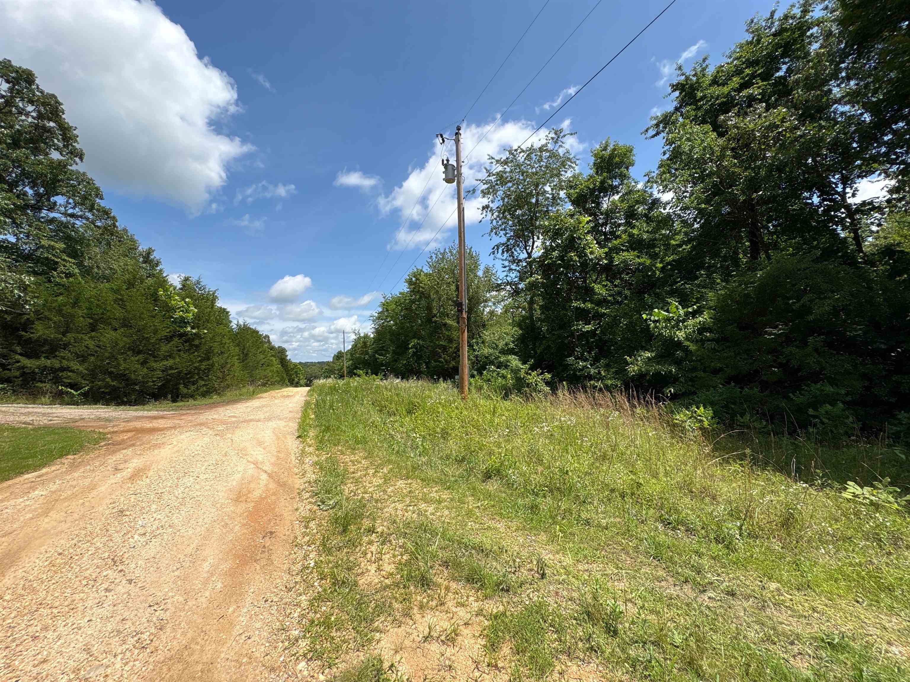 420 Strawberry River  Oxford, AR
