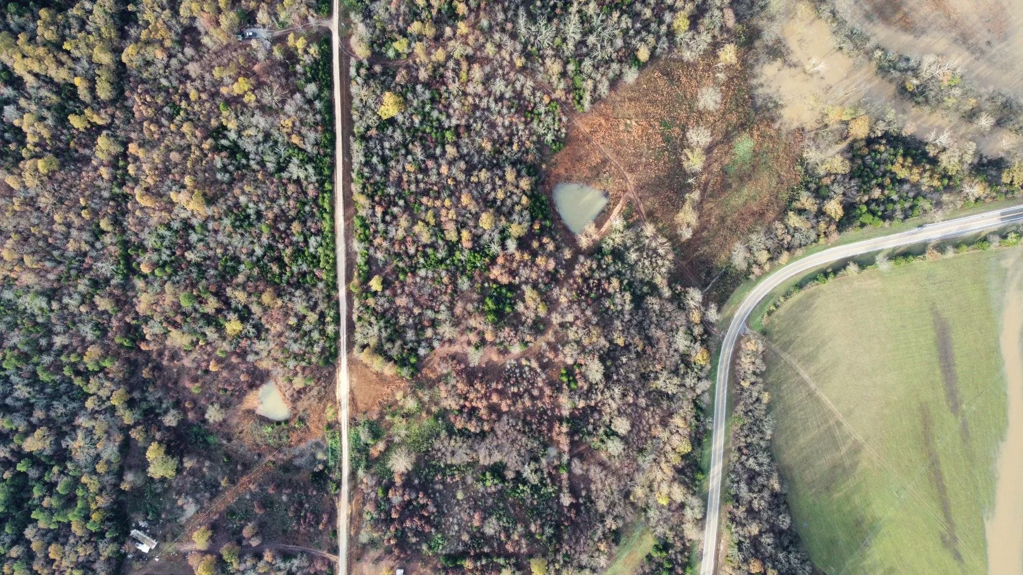 420 Strawberry River  Oxford, AR