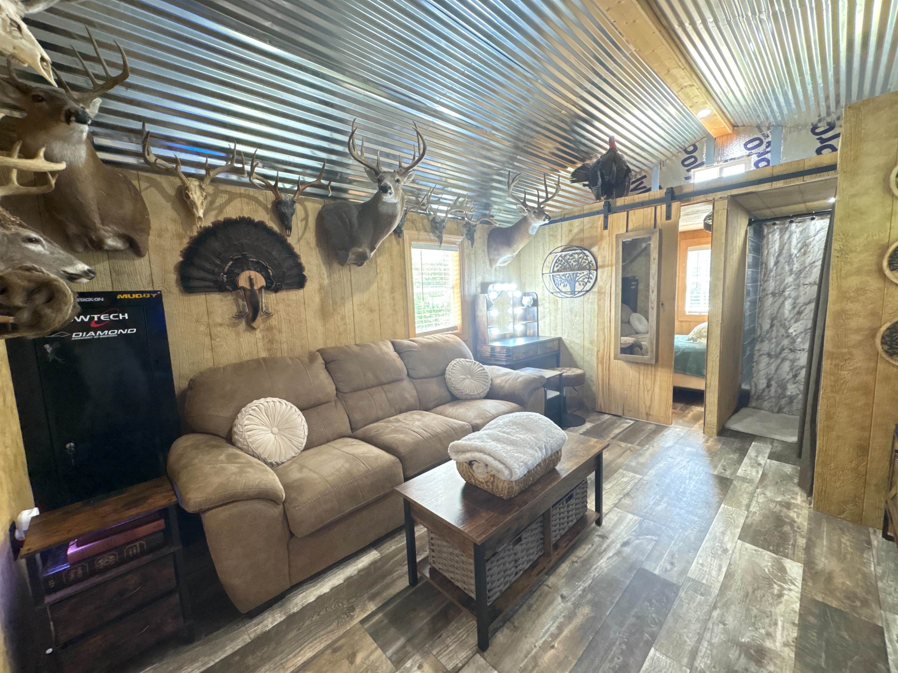 420 Strawberry River  Oxford, AR