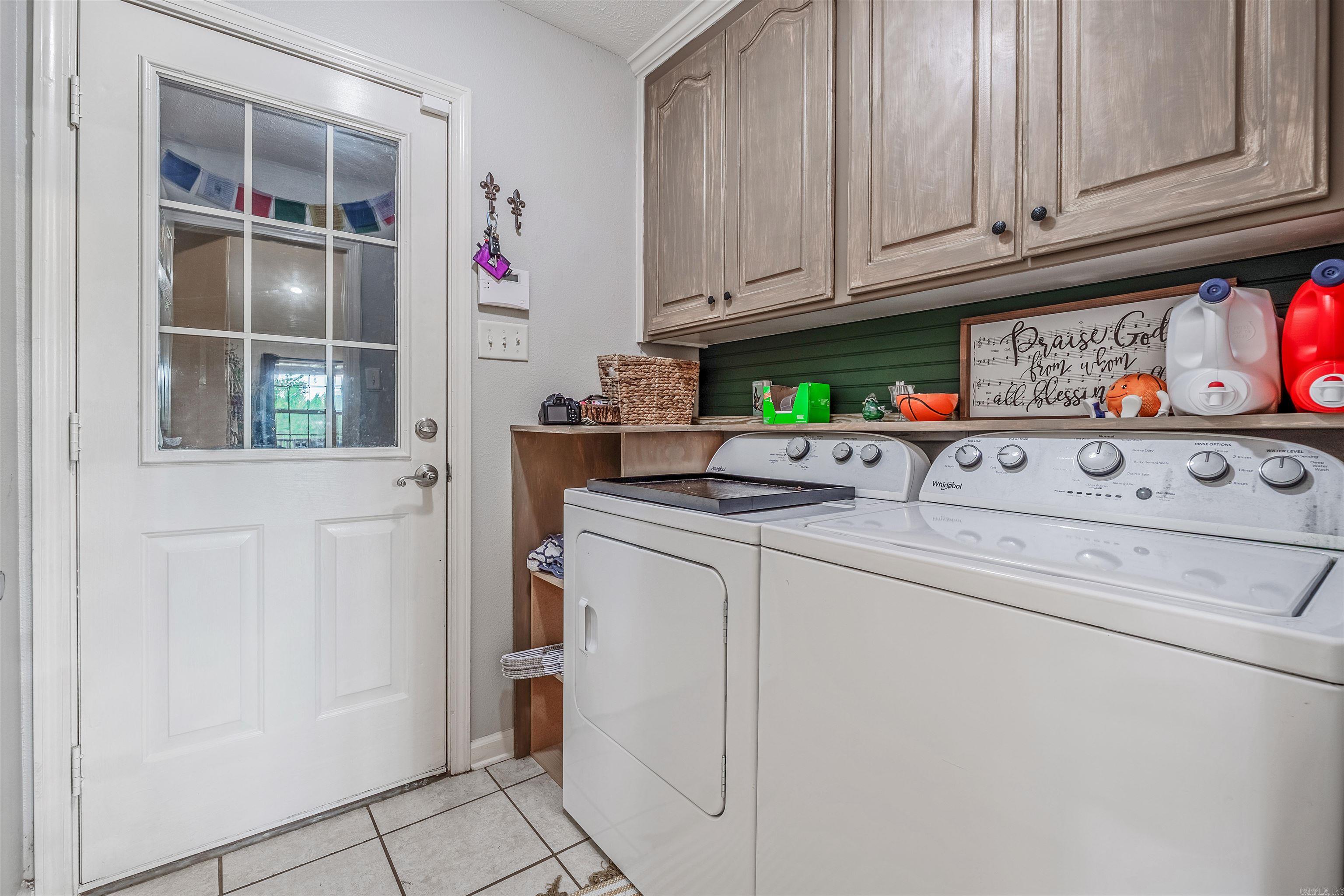 137 Weathering Dr  Austin, AR