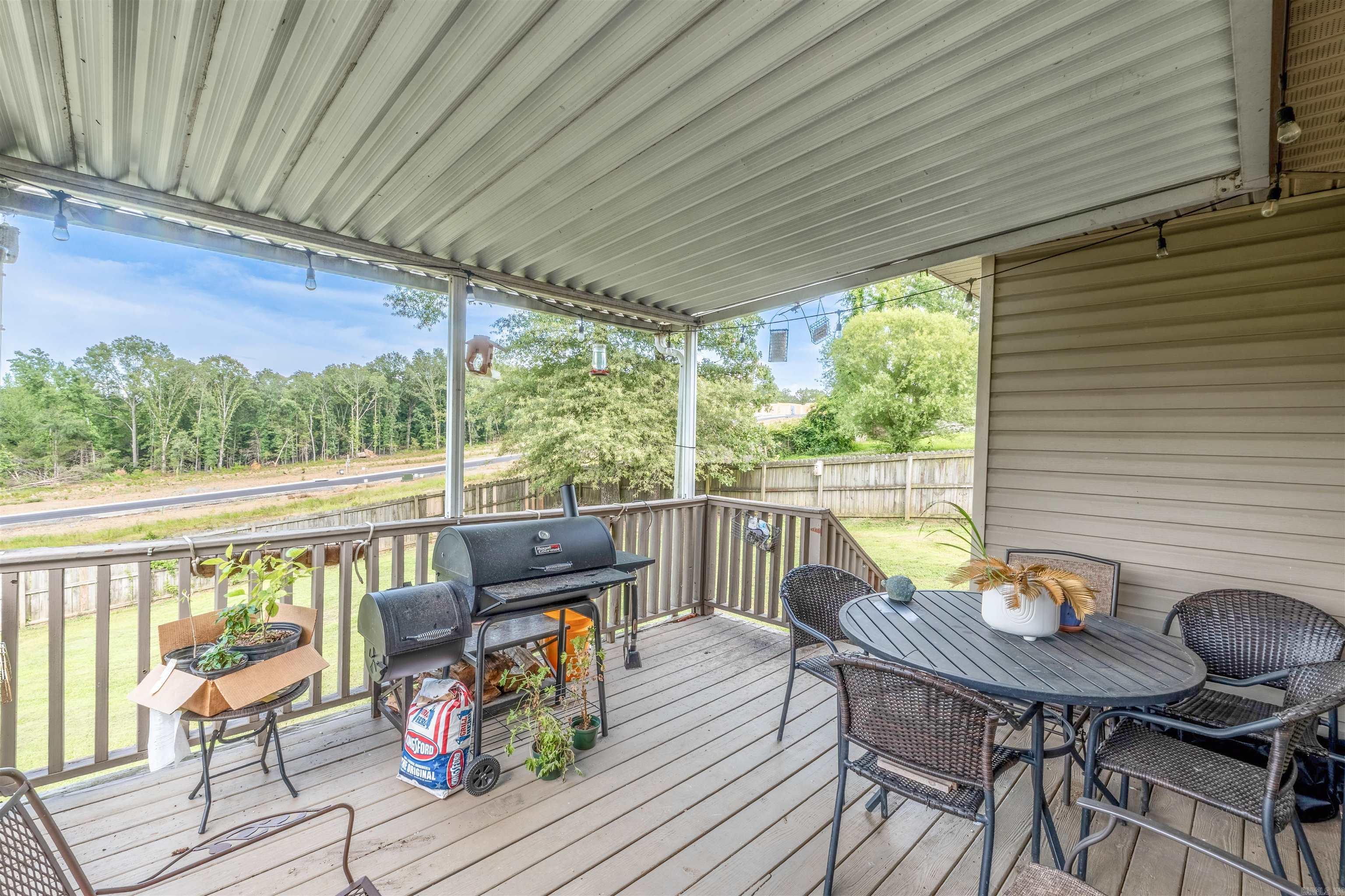 137 Weathering Dr  Austin, AR