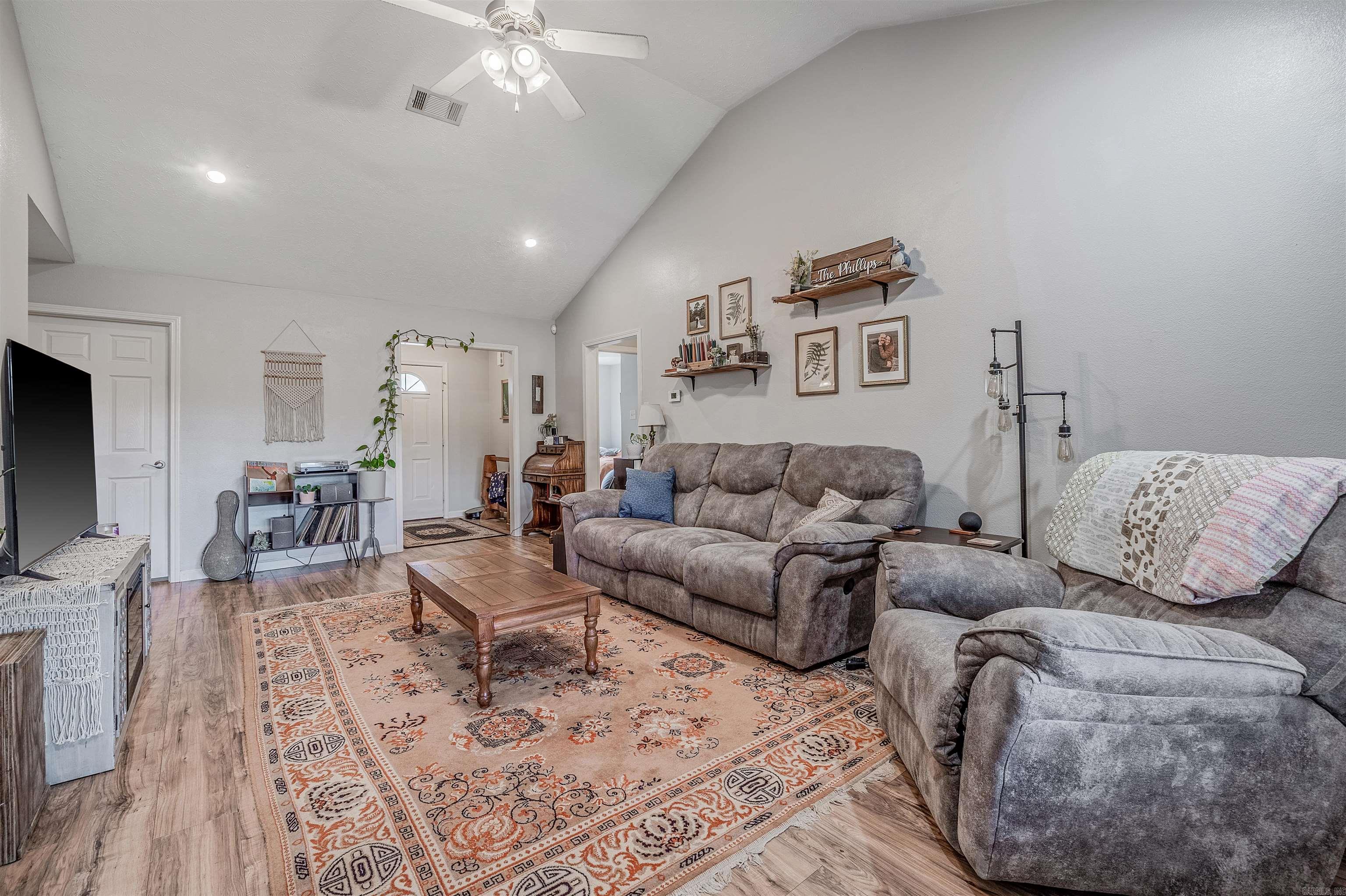 137 Weathering Dr  Austin, AR