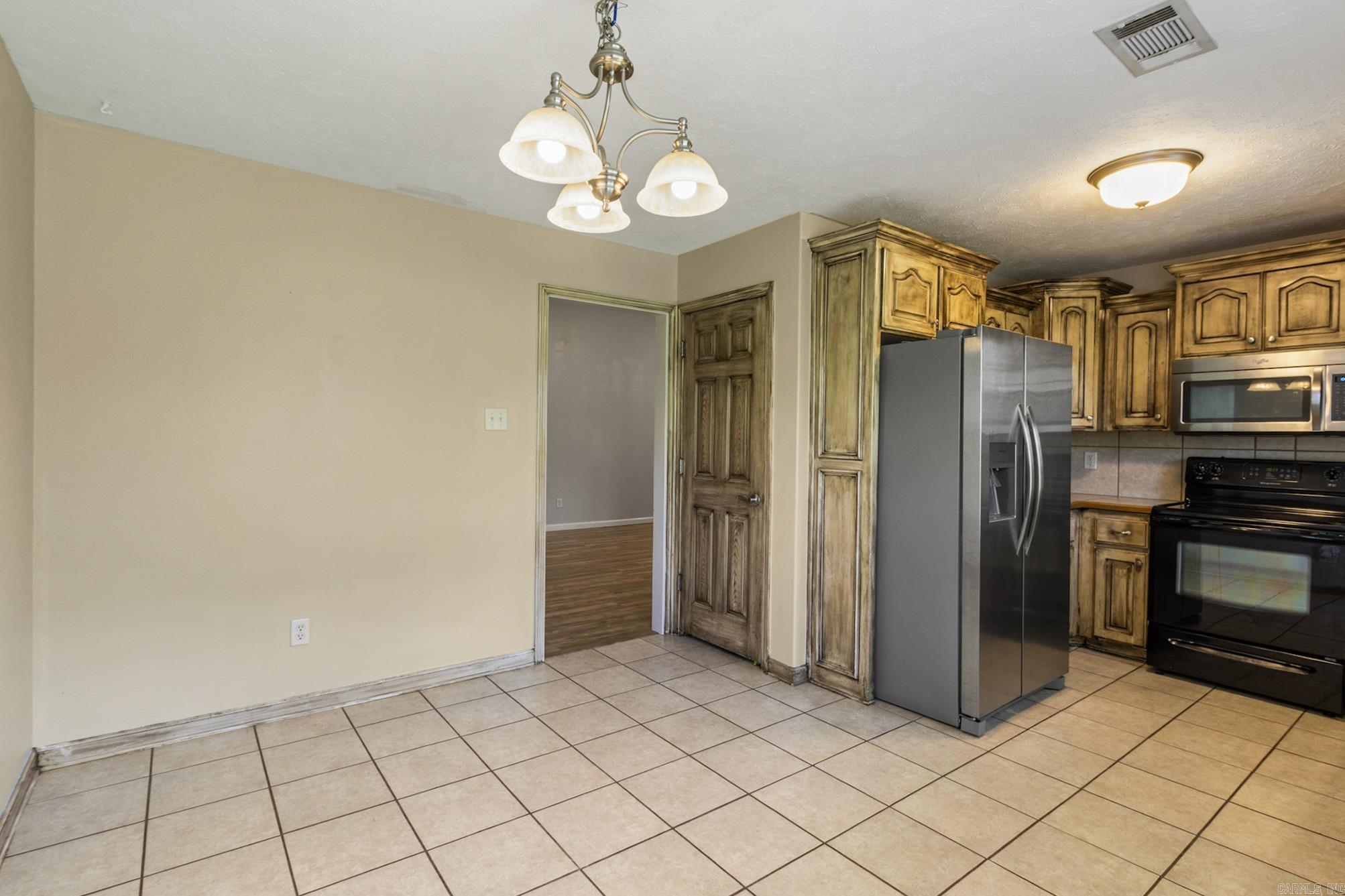 137 Weathering Dr Drive Austin, AR 72007
